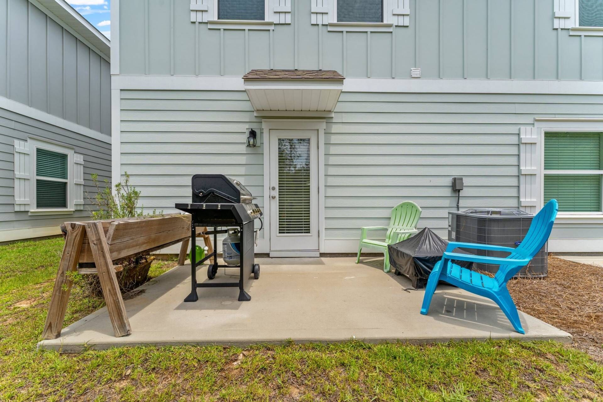 Pogos Paradise Townhome