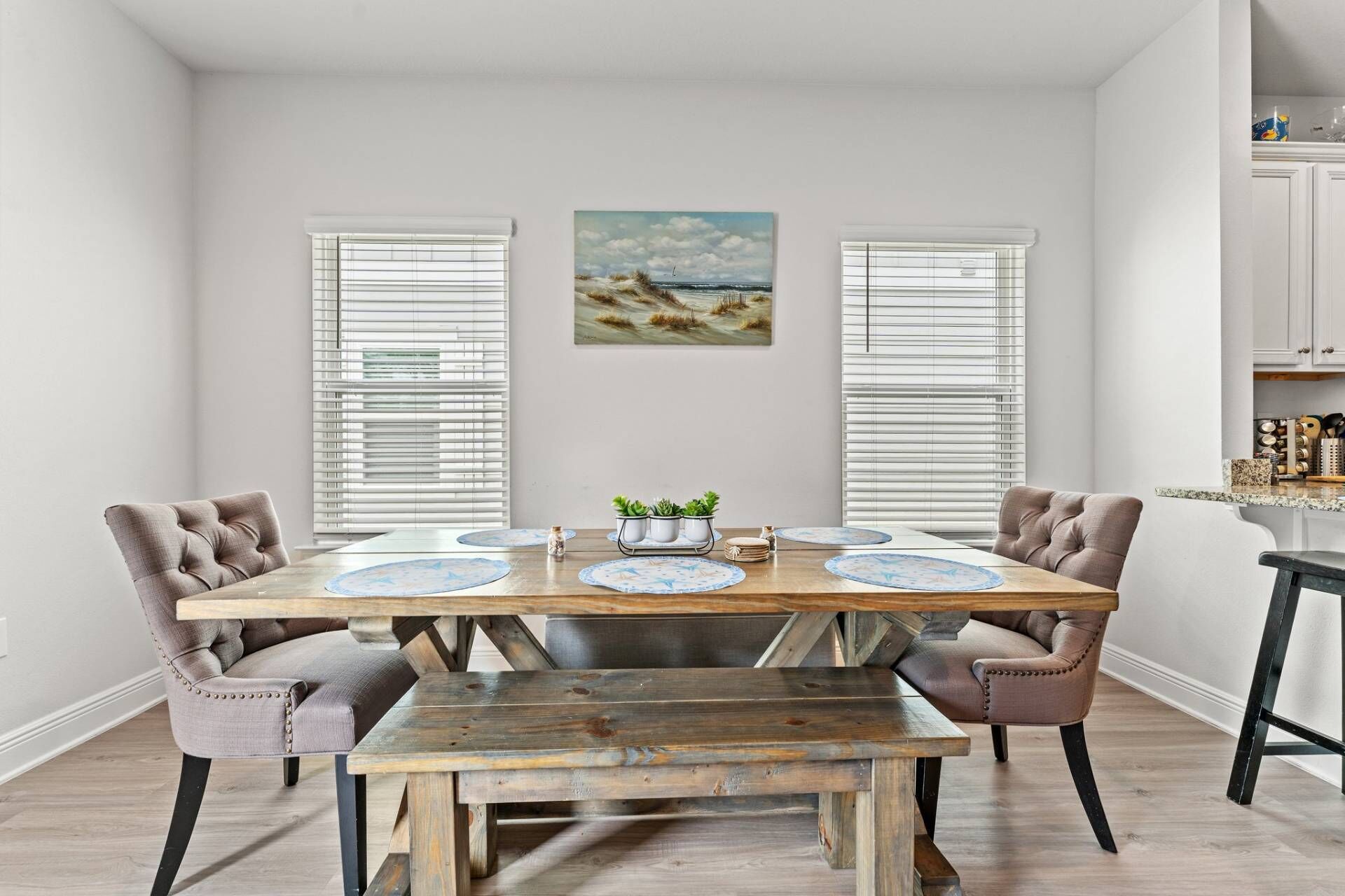 Pogos Paradise Townhome