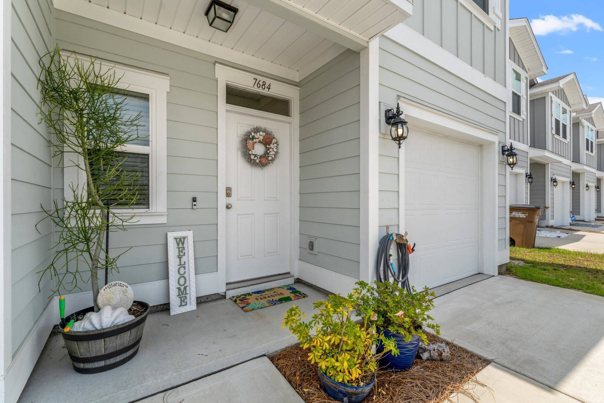Pogos Paradise Townhome