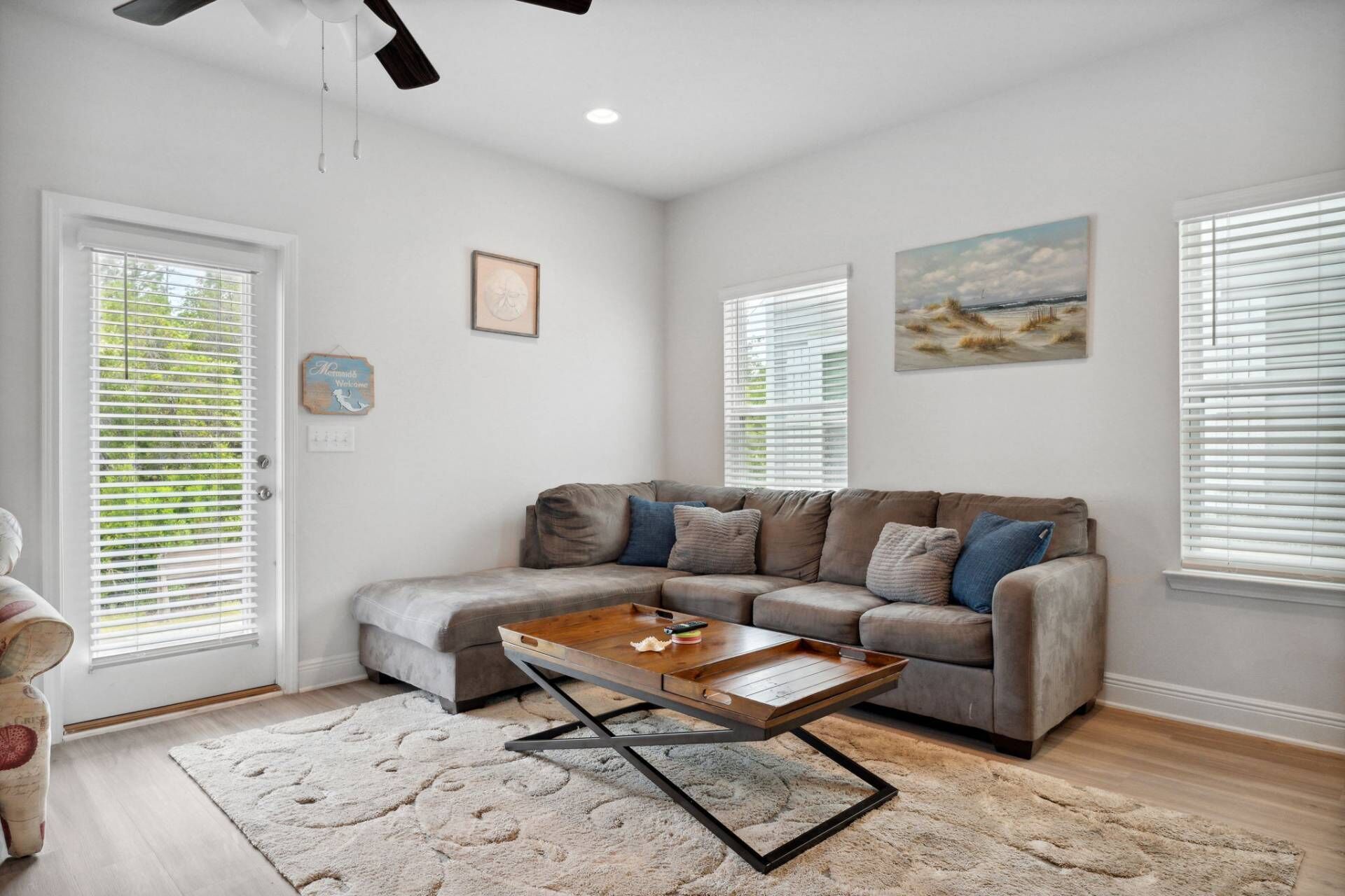 Pogos Paradise Townhome