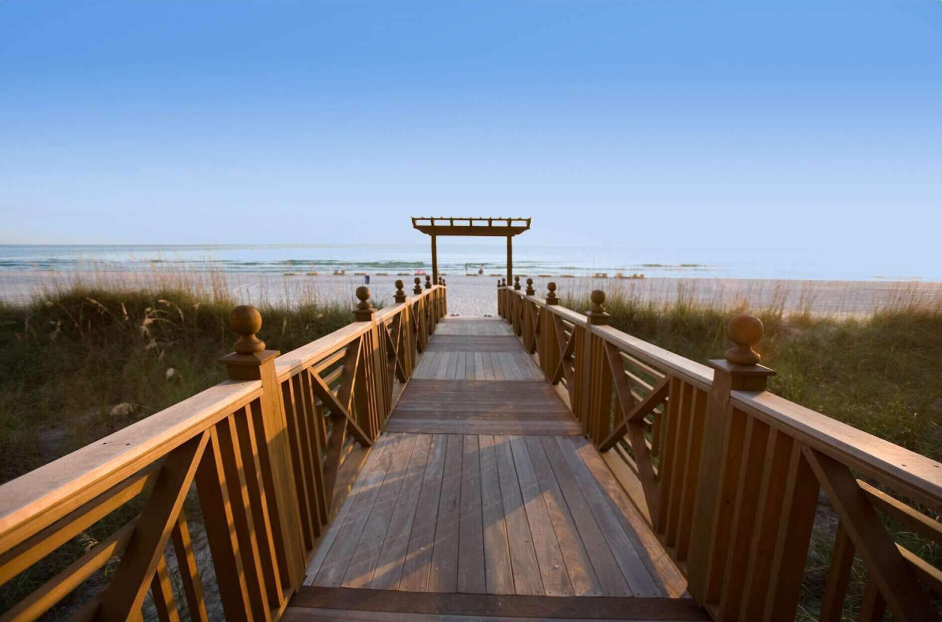 Pogos Paradise Townhome