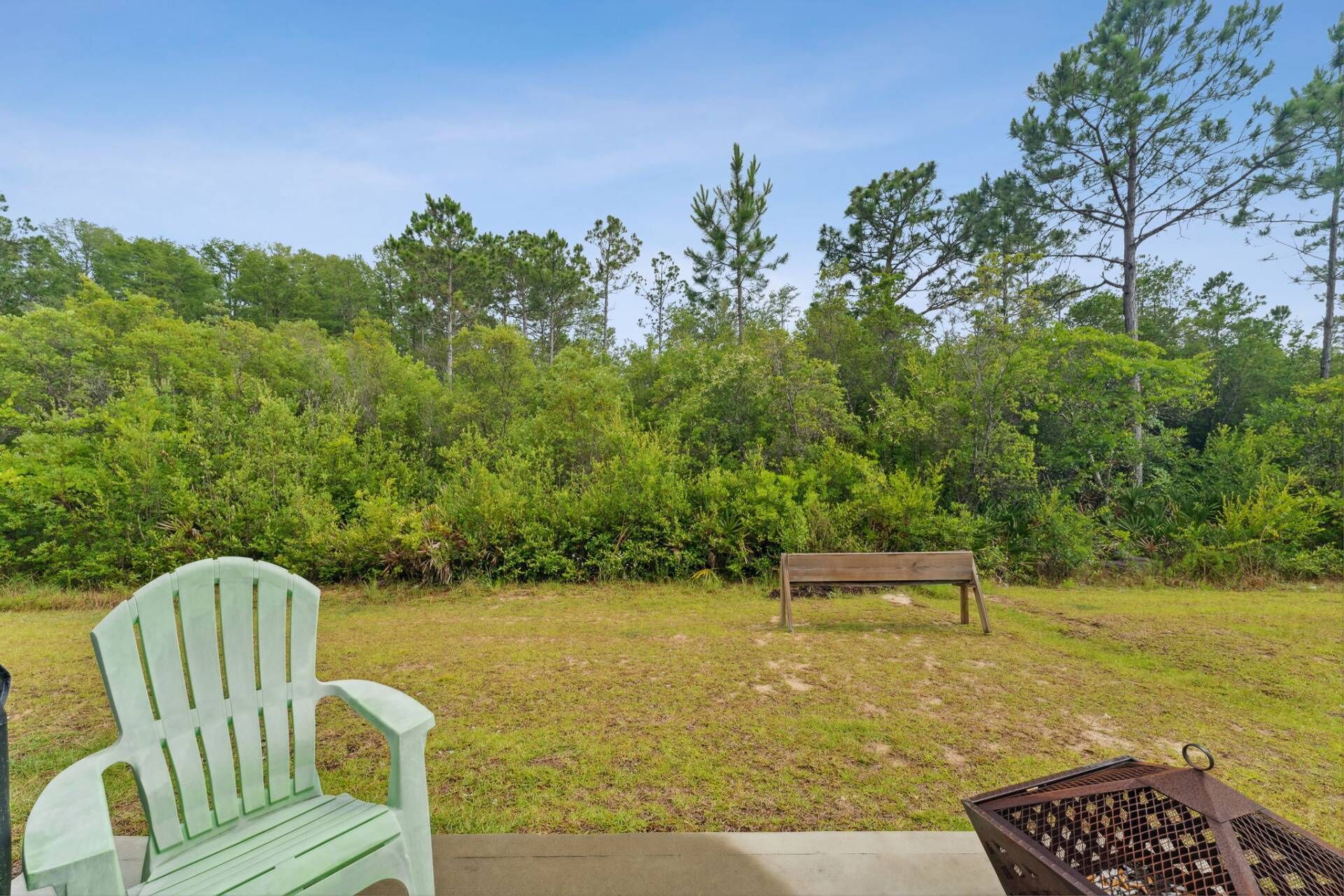 Pogos Paradise Townhome