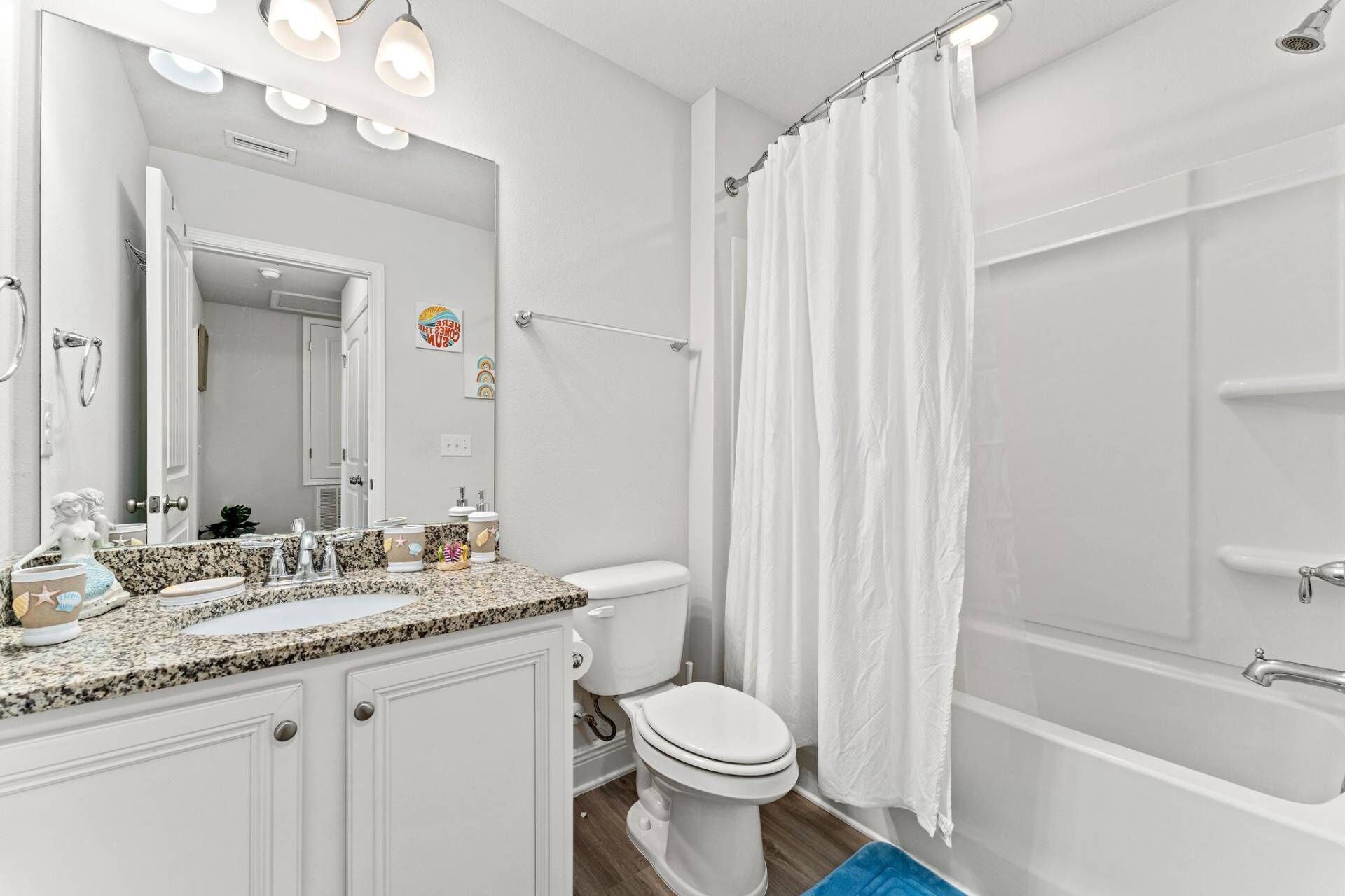 Pogos Paradise Townhome