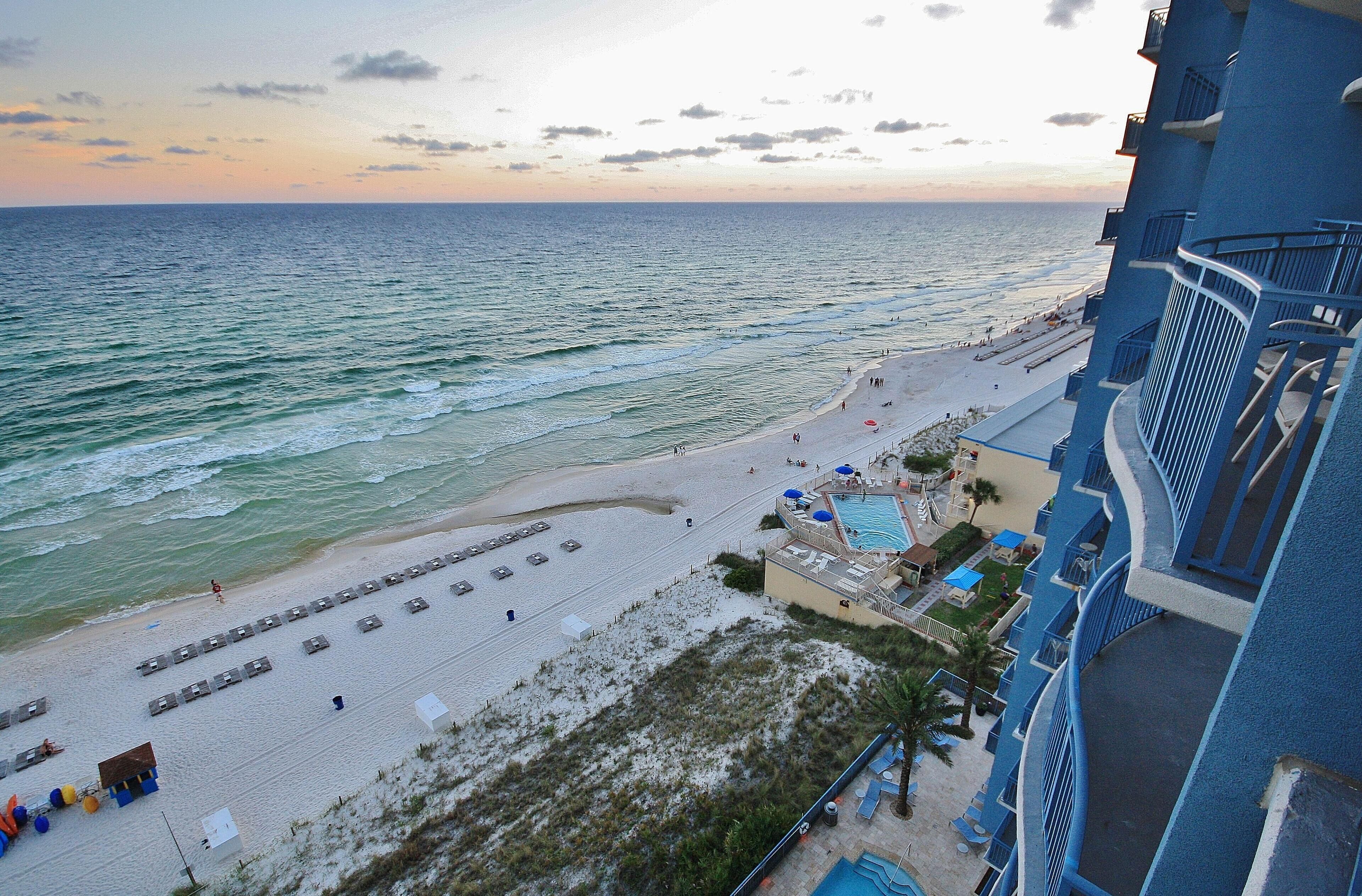 Sterling Breeze by Vacasa