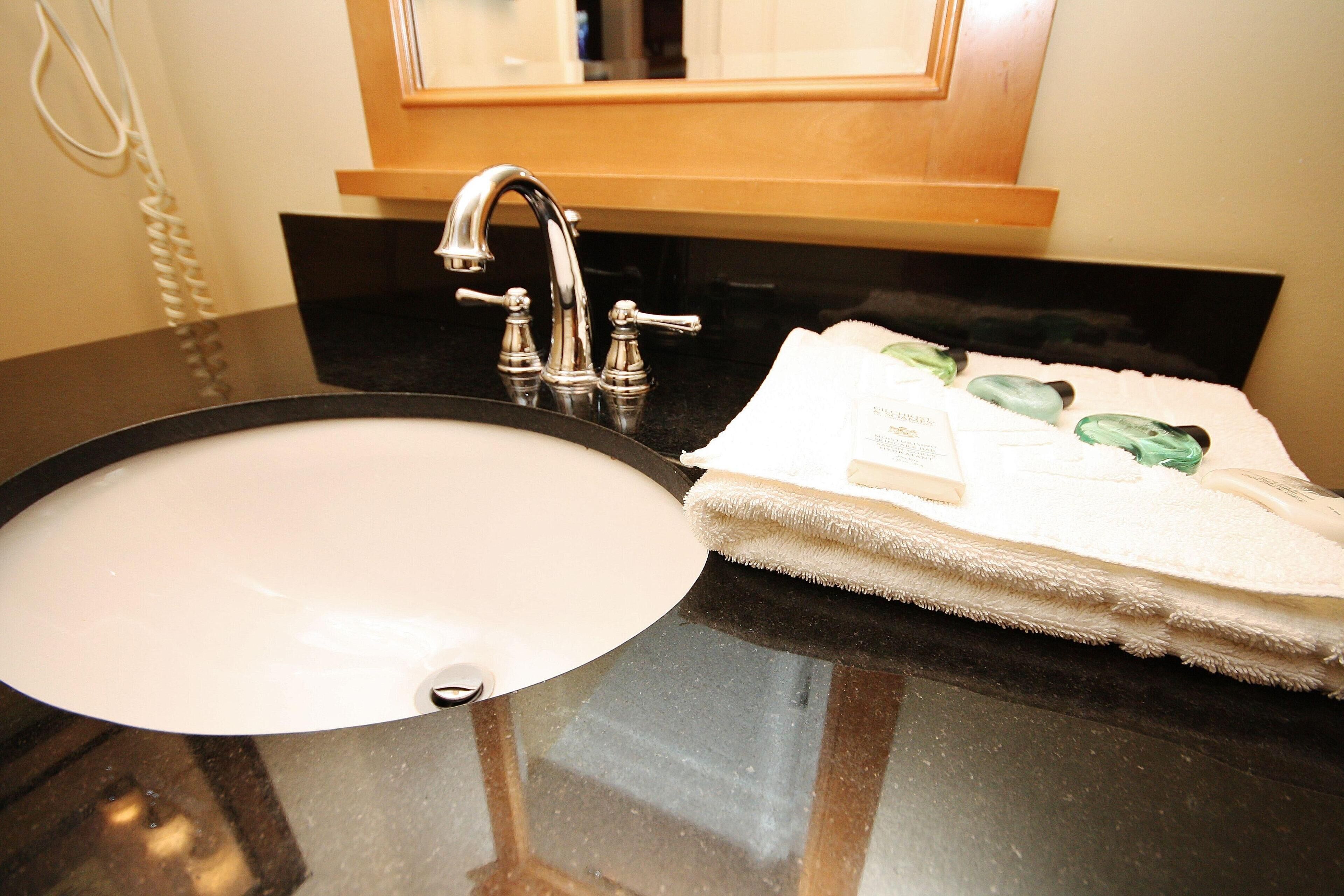 Sterling Breeze by Vacasa