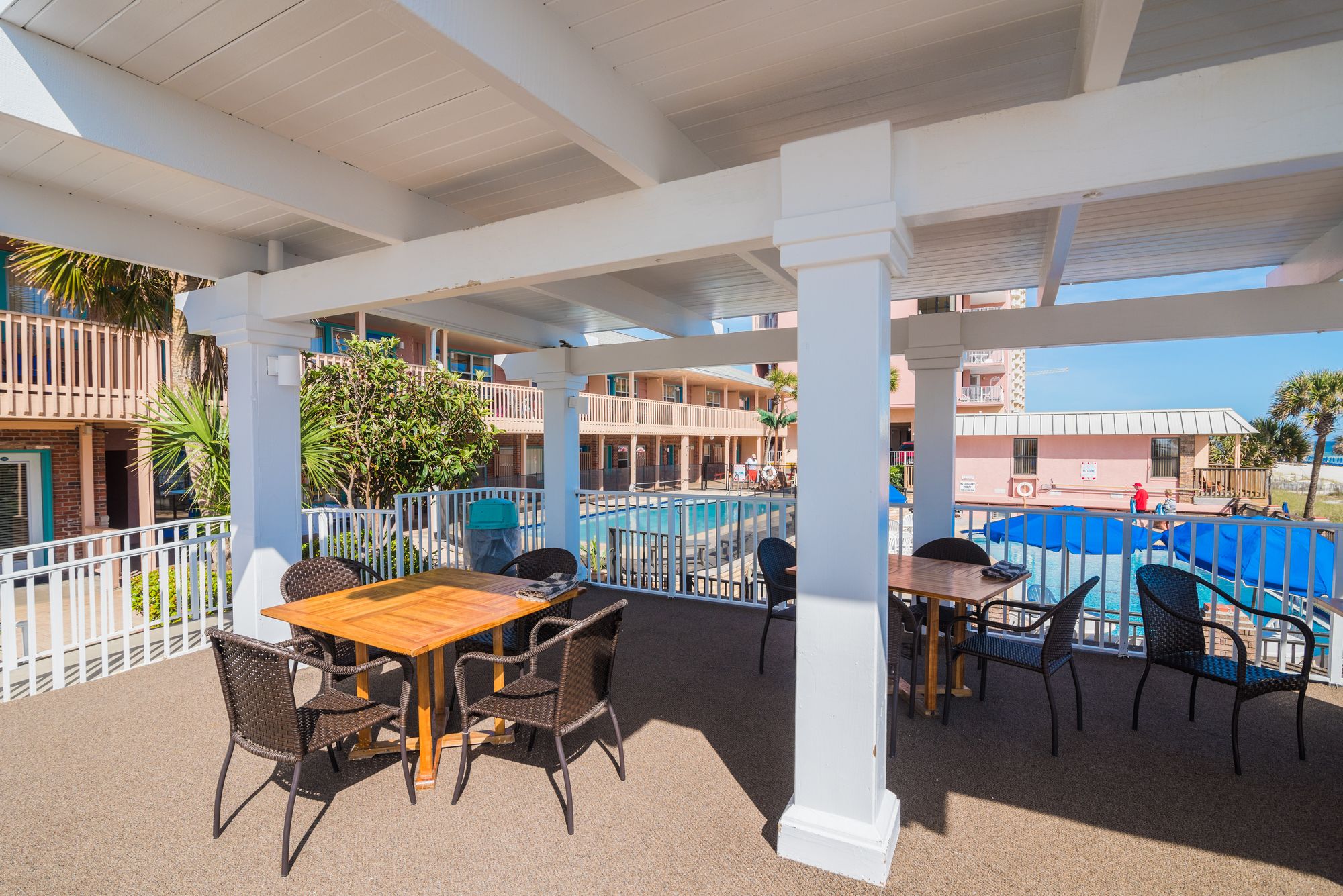 The Driftwood Lodge