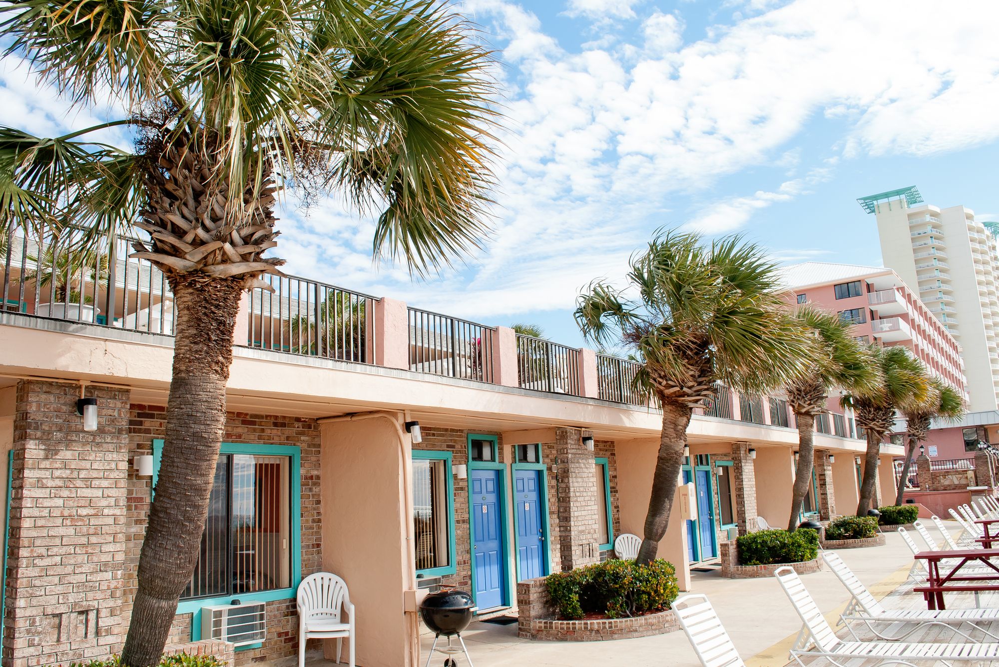 The Driftwood Lodge