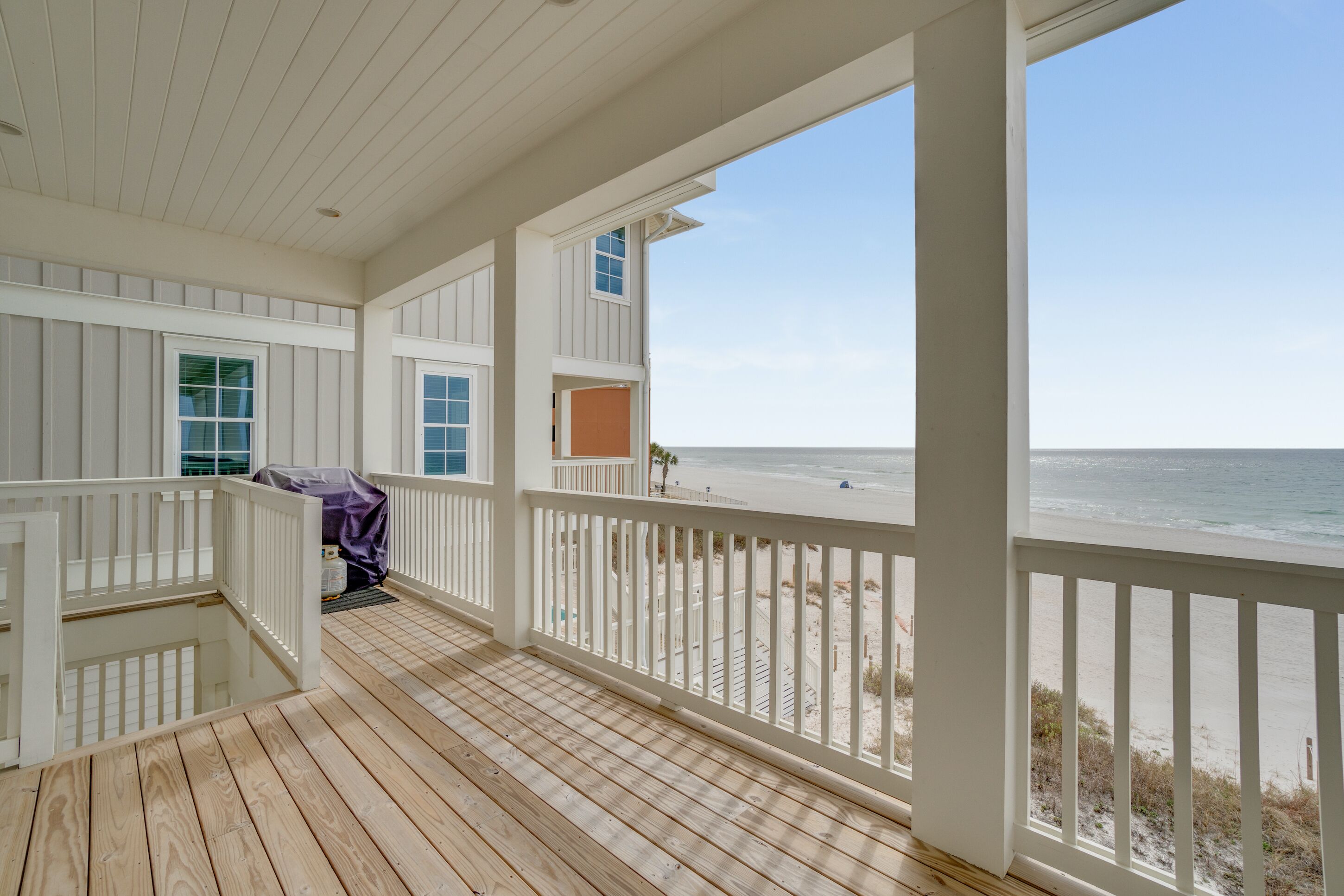 Whale Rested Family Beach House by Panhandle Getaways
