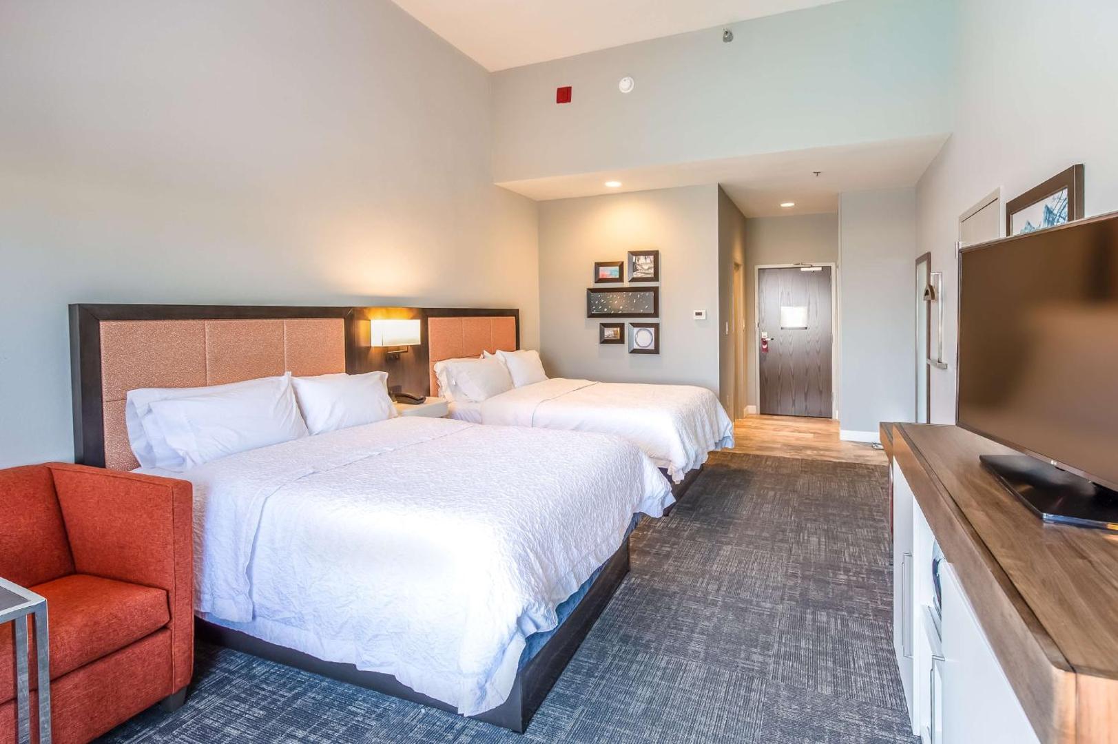 Hampton Inn Pensacola Beach