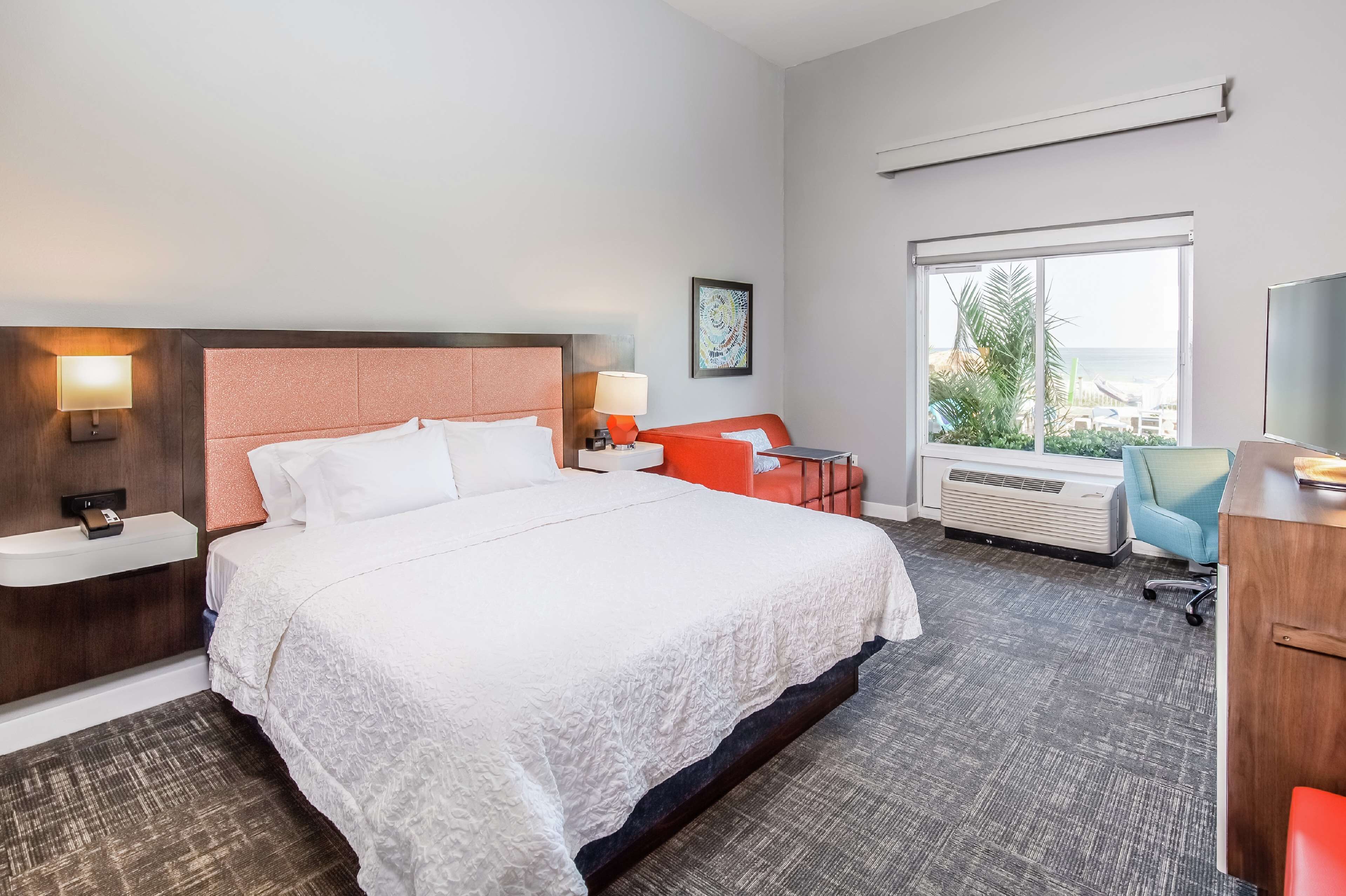 Hampton Inn Pensacola Beach