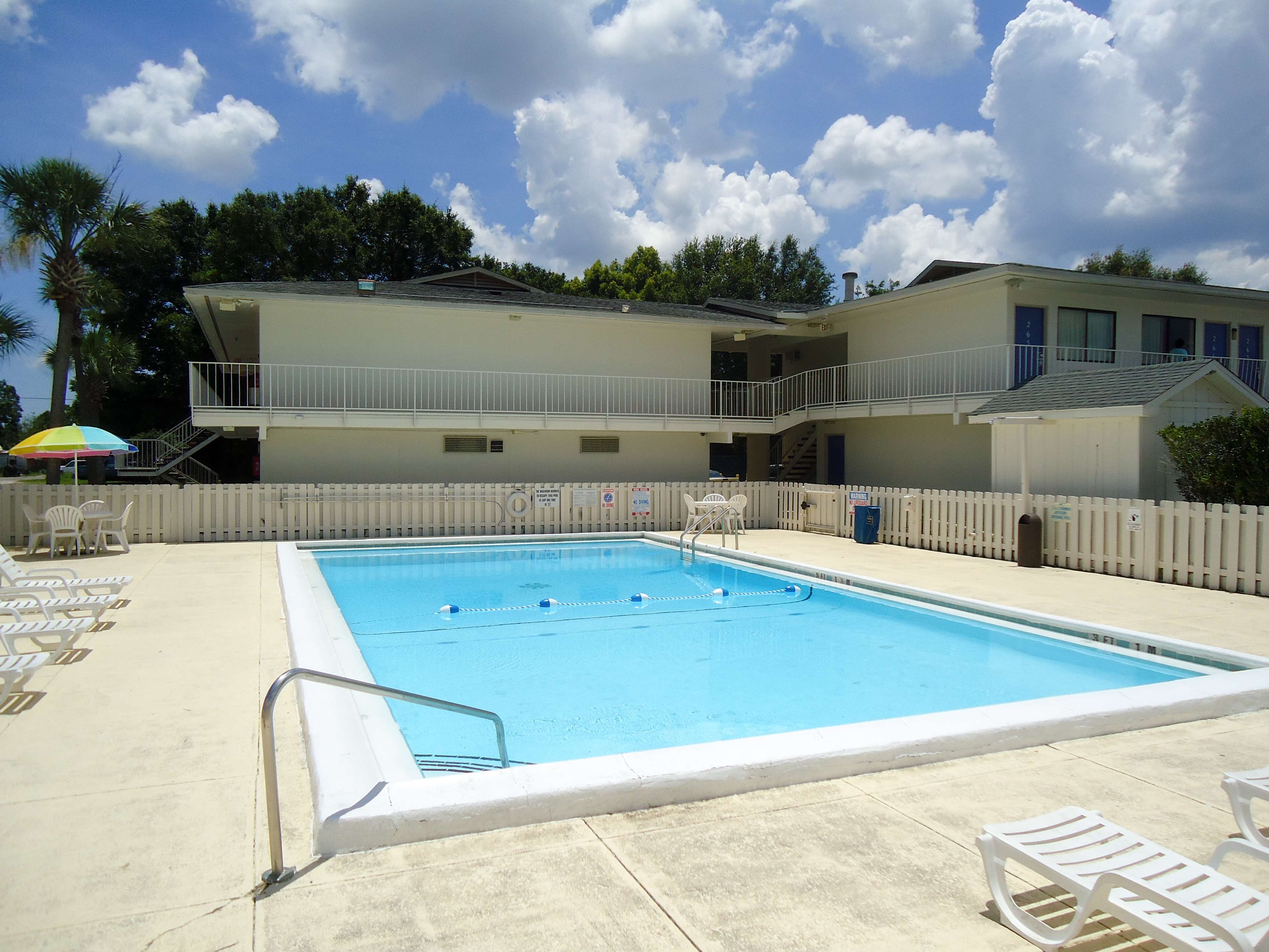 Motel 6 Pensacola West