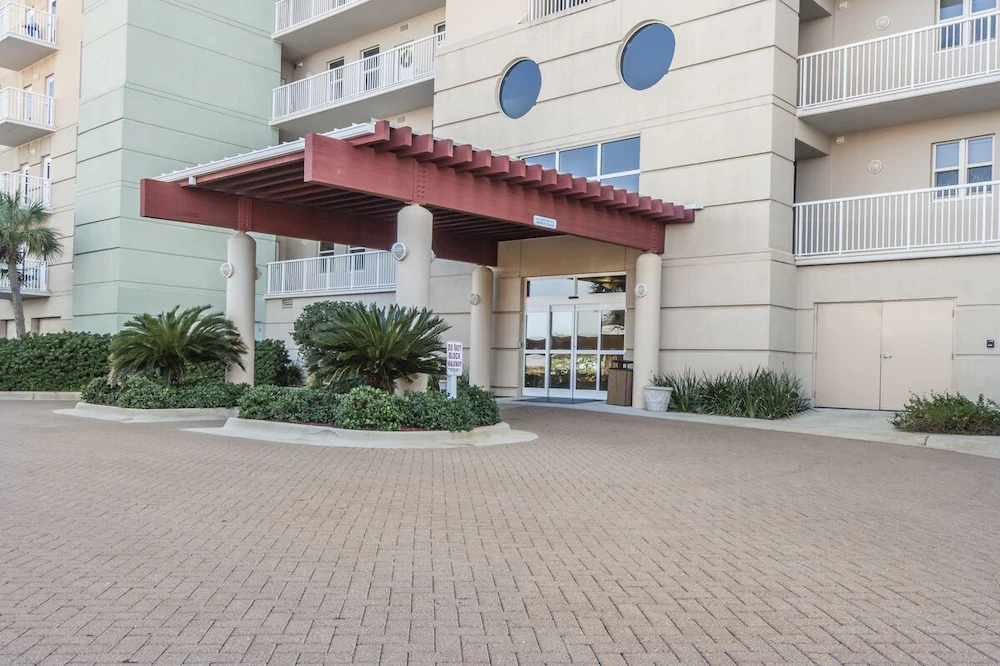 Santa Rosa Towers