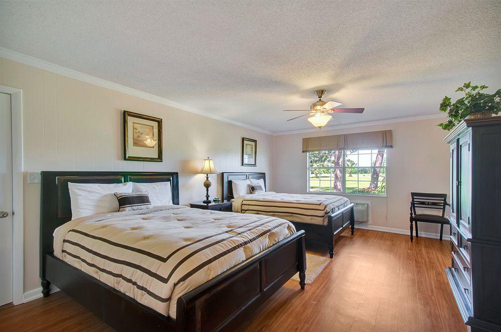 Cottages on the Green