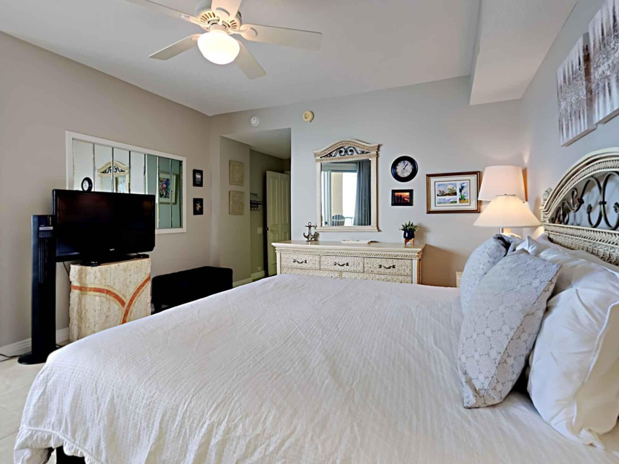 Beach Colony West by Southern Vacation Rentals