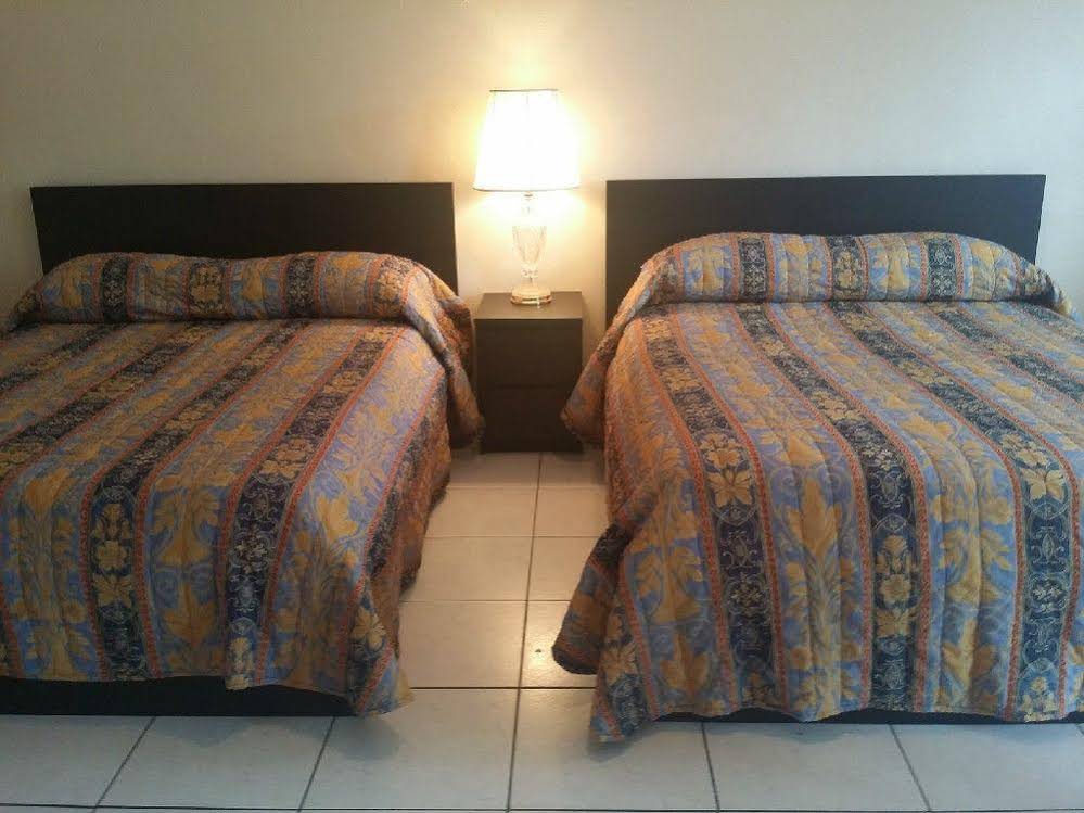 Shores Terrace Motel