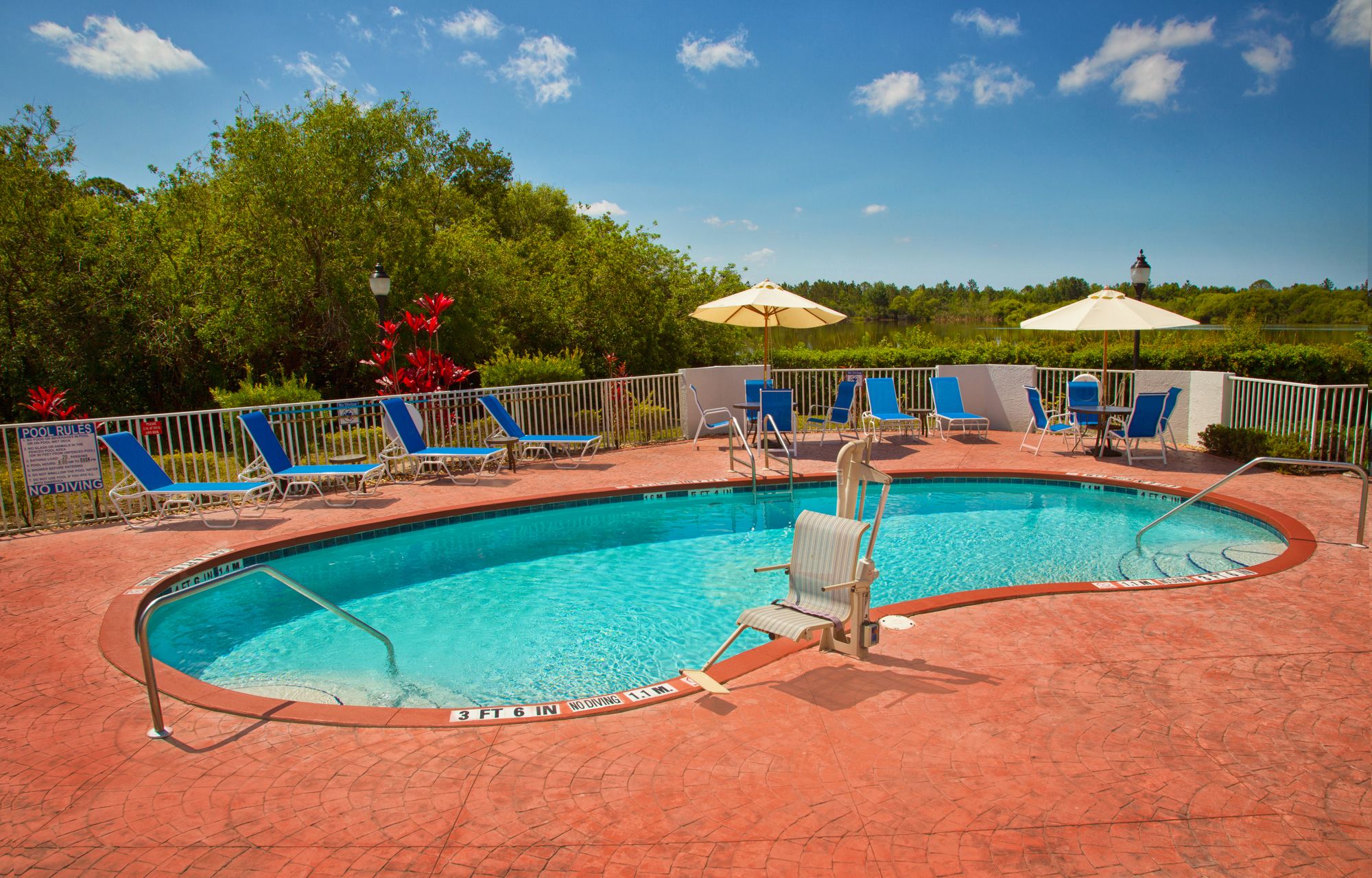 Holiday Inn Express & Suites Port Charlotte