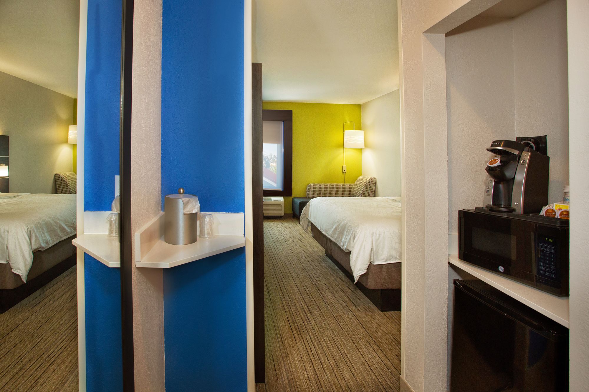 Holiday Inn Express & Suites Port Charlotte