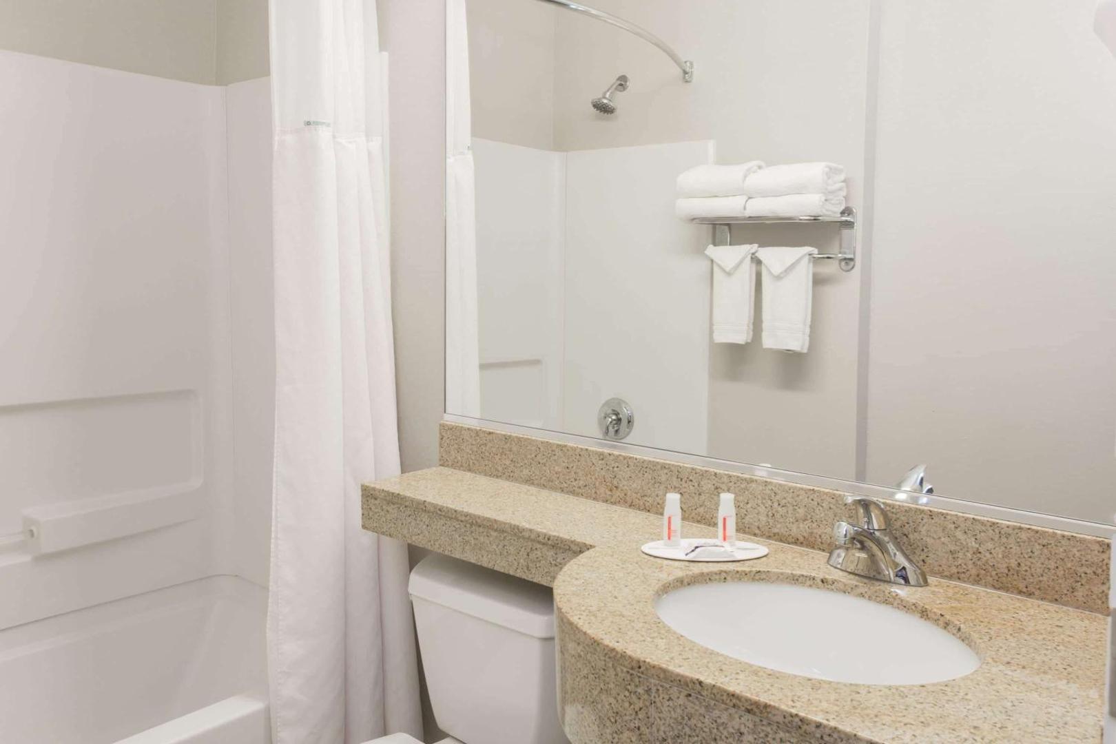 Microtel Inn & Suites by Wyndham Port Charlotte