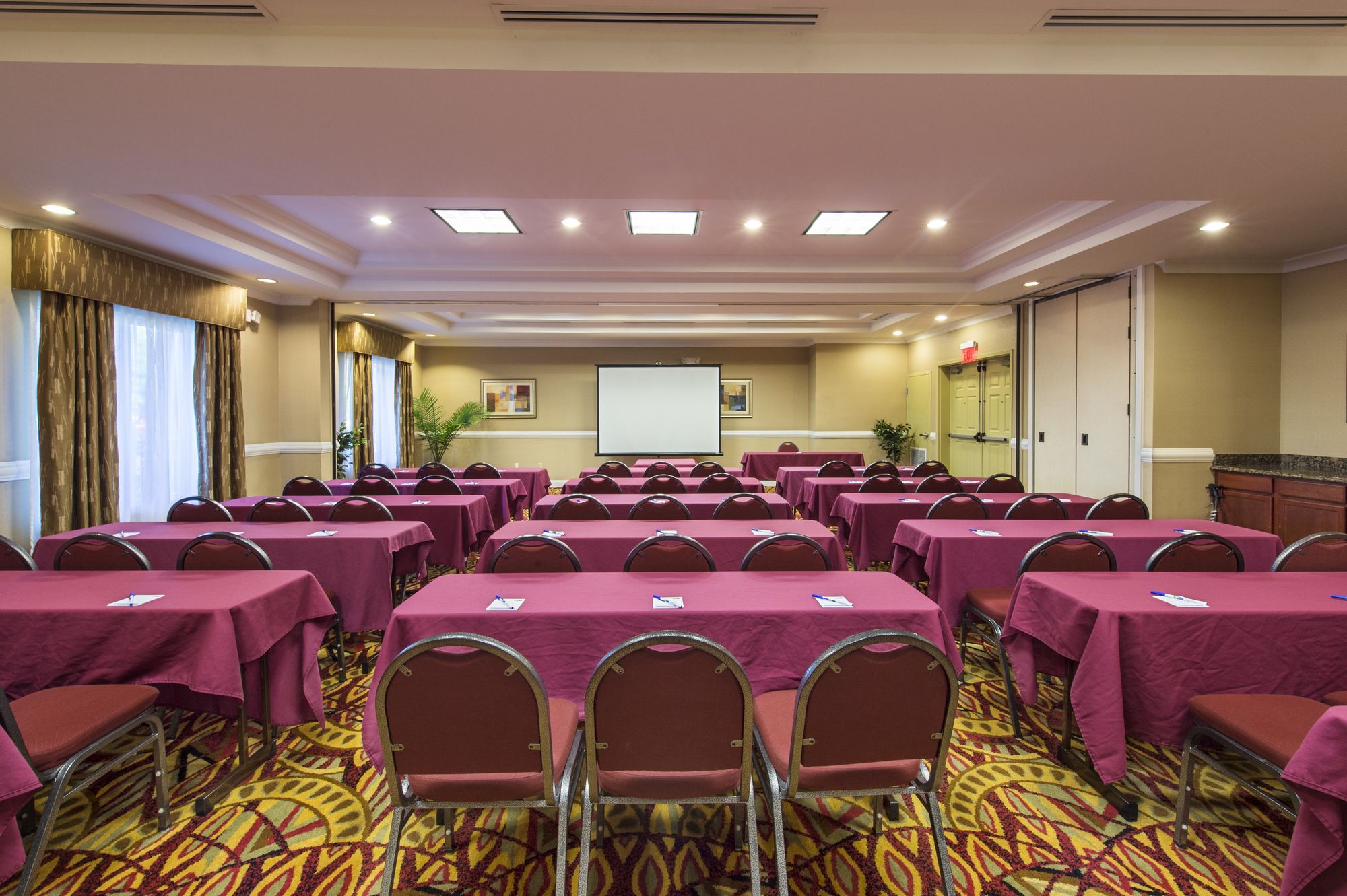 Holiday Inn Express Hotel & Suites Port St. Lucie