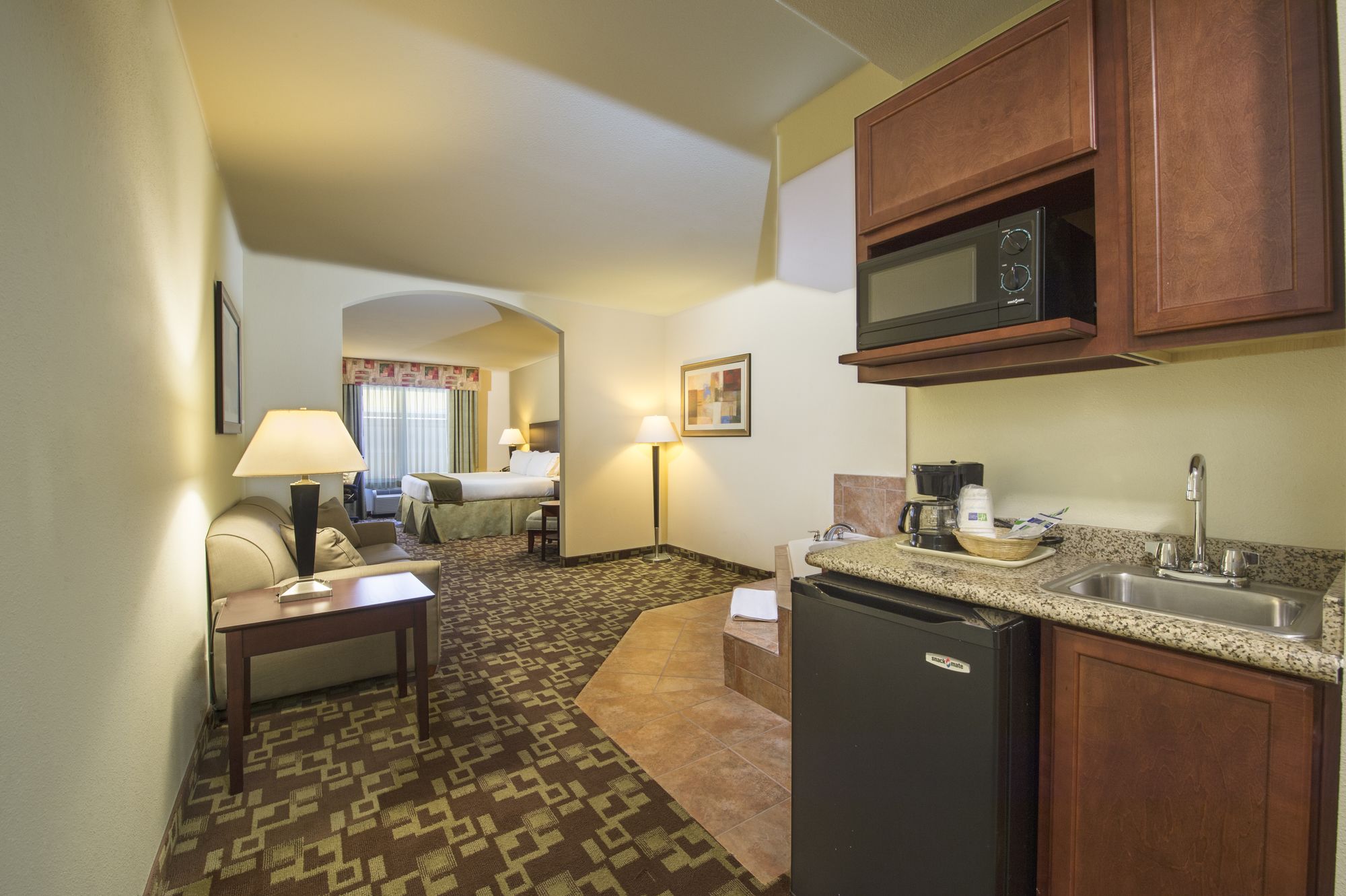 Holiday Inn Express Hotel & Suites Port St. Lucie