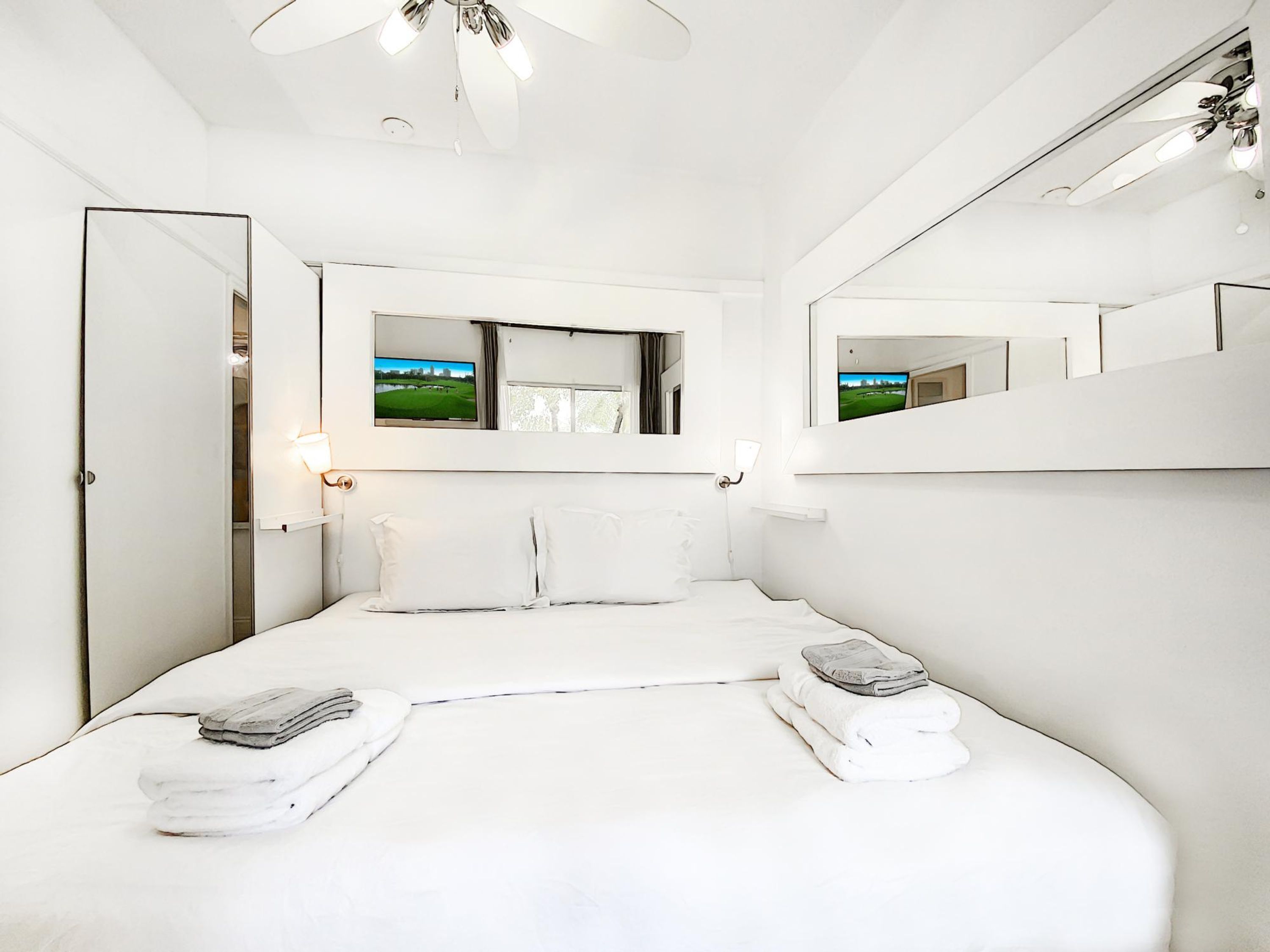 PGA Village 7 Room Golf Resort Villa by American Vacation Living