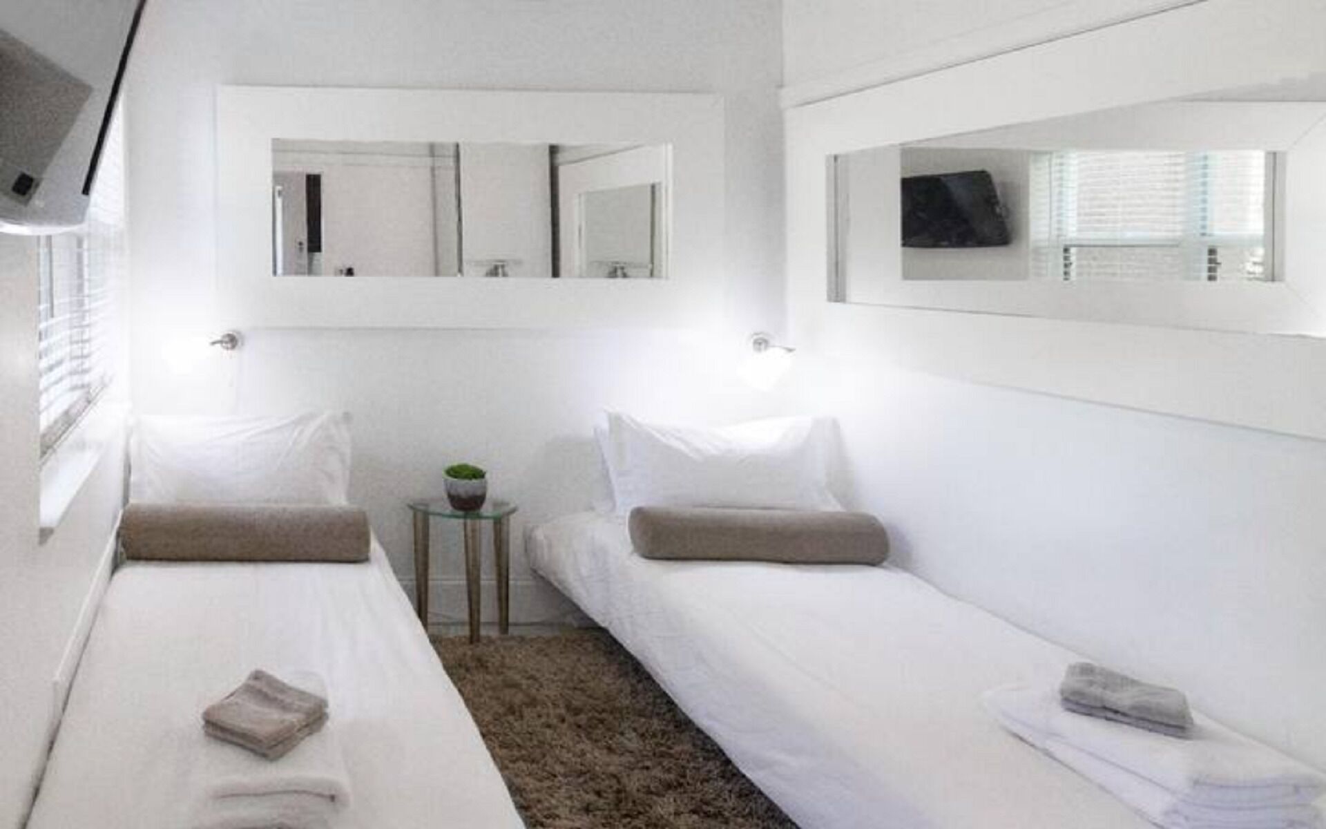 PGA Village 7 Room Golf Resort Villa by American Vacation Living