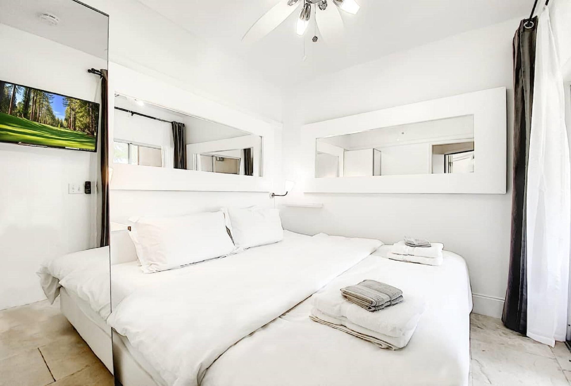 PGA Village 7 Room Golf Resort Villa by American Vacation Living