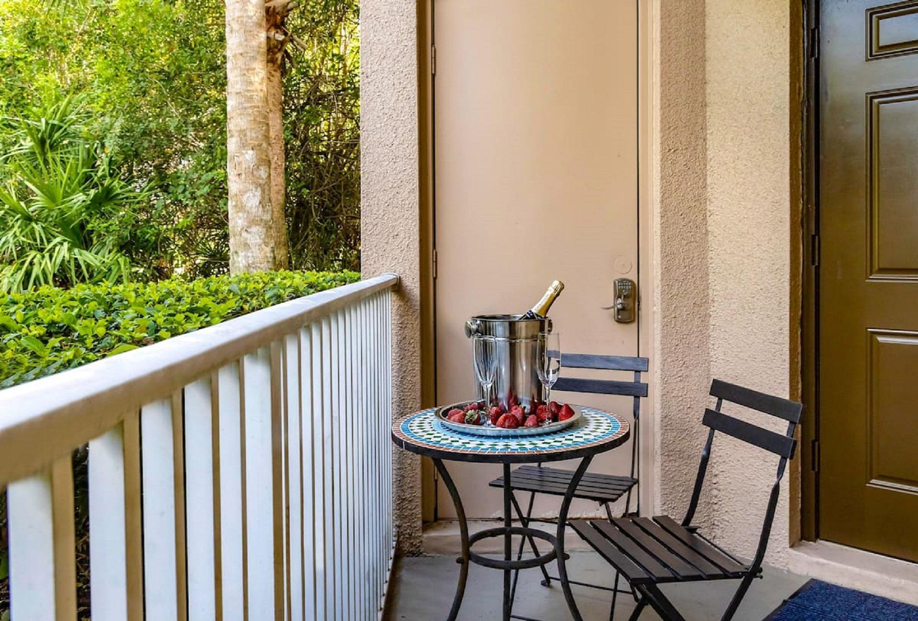 PGA Village 7 Room Golf Resort Villa by American Vacation Living