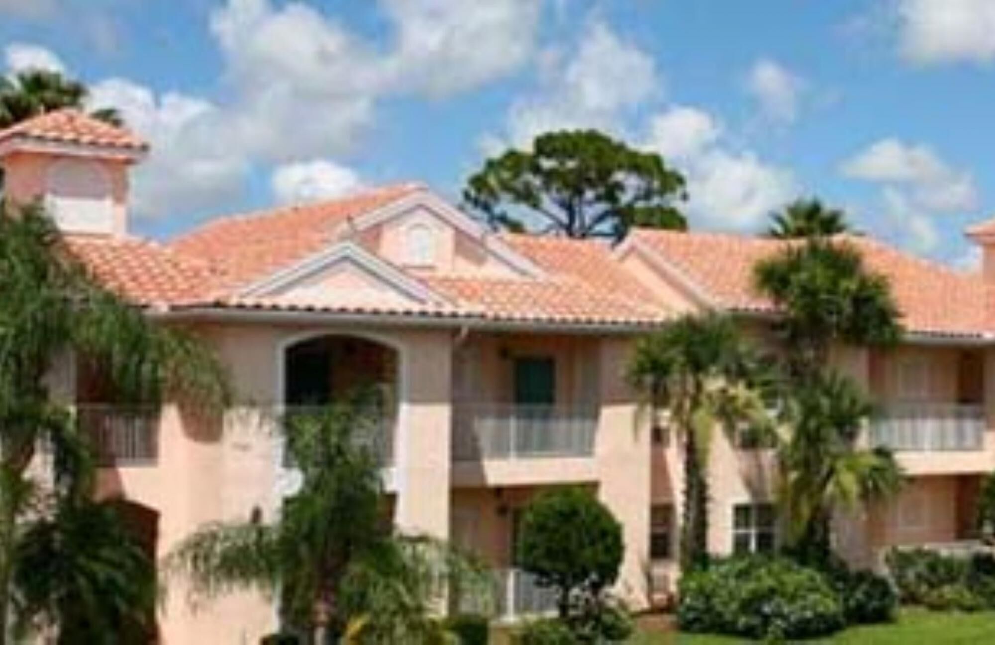 PGA Village 7 Room Golf Resort Villa by American Vacation Living