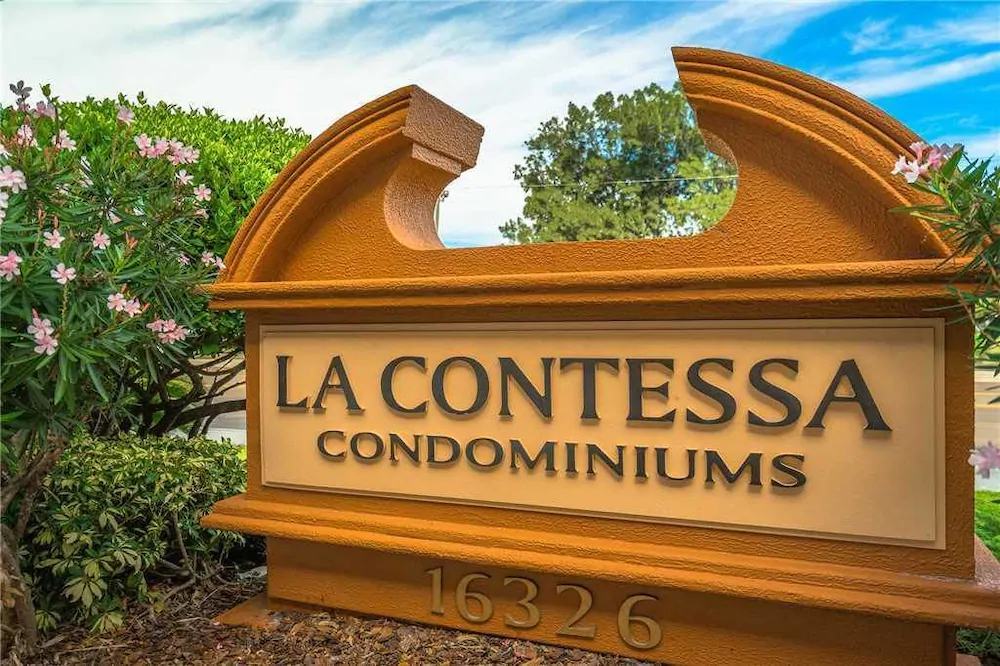 La Contessa Condominiums