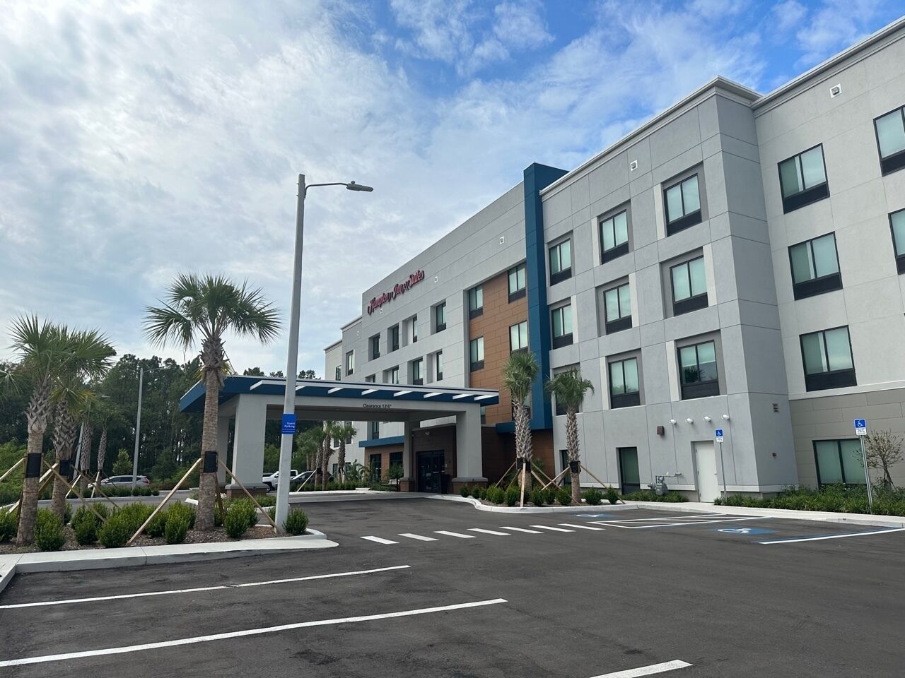 Hampton Inn & Suites Ruskin I-75
