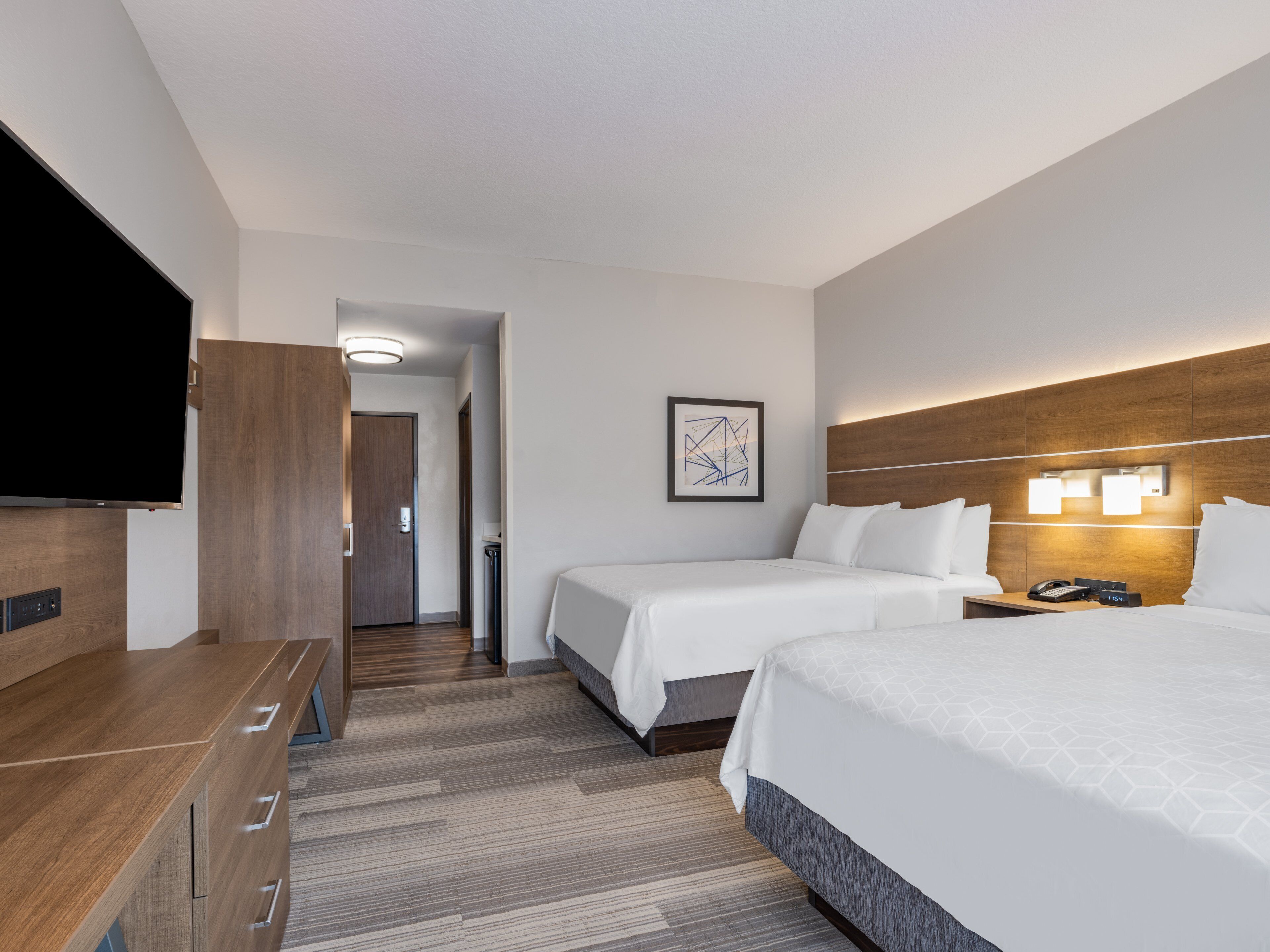 Holiday Inn Express & Suites Ruskin