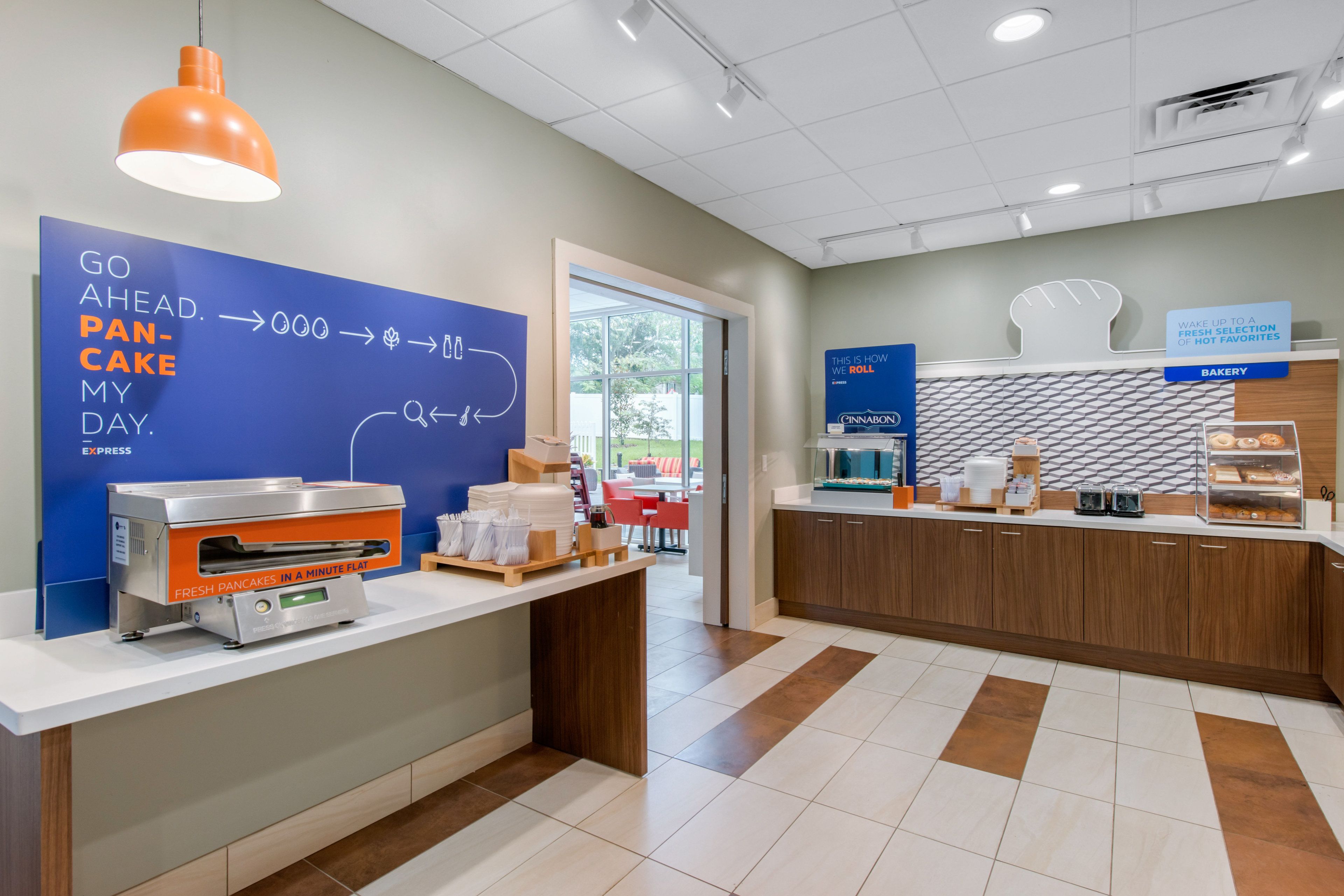 Holiday Inn Express & Suites Ruskin