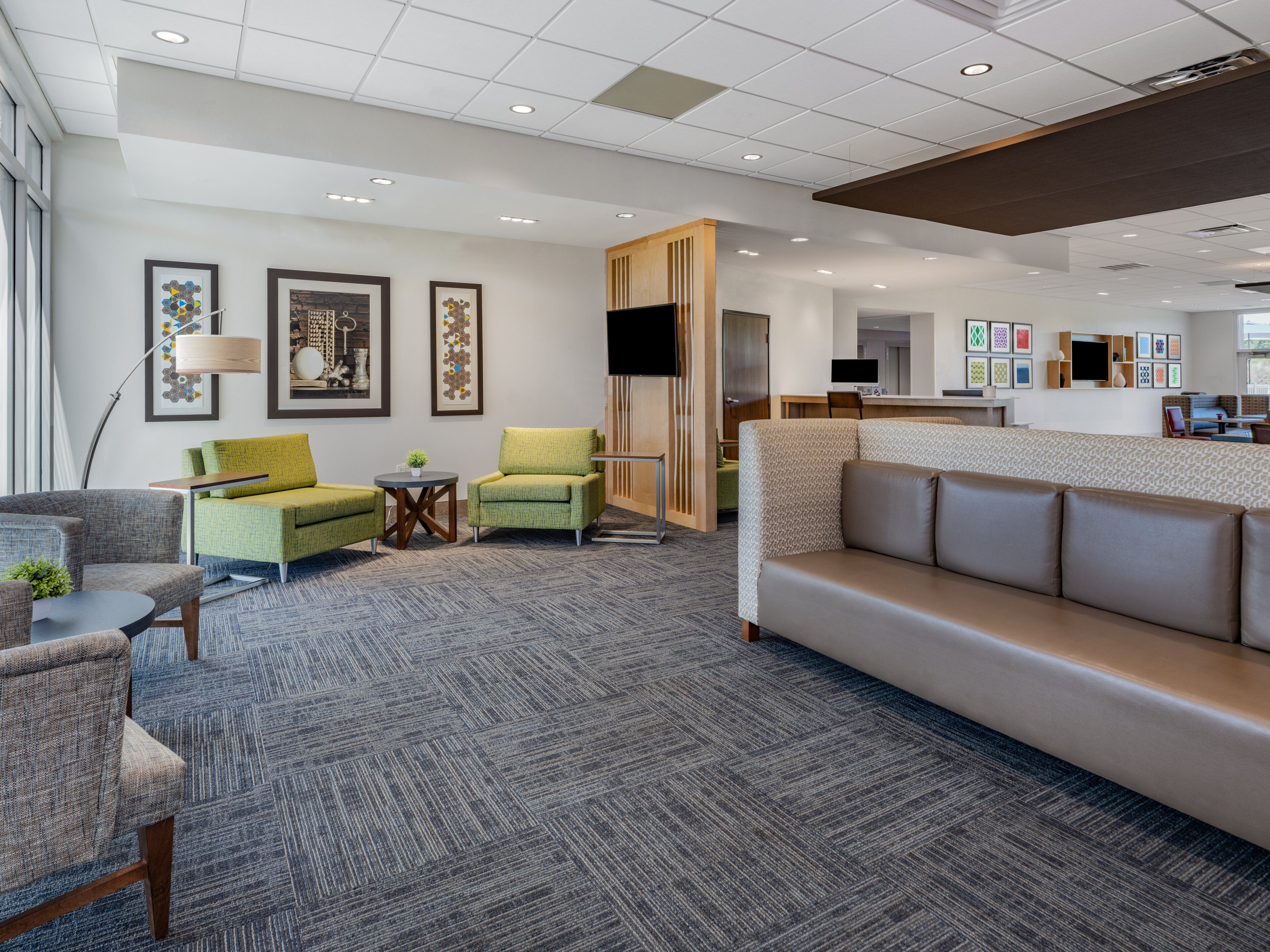Holiday Inn Express & Suites Ruskin