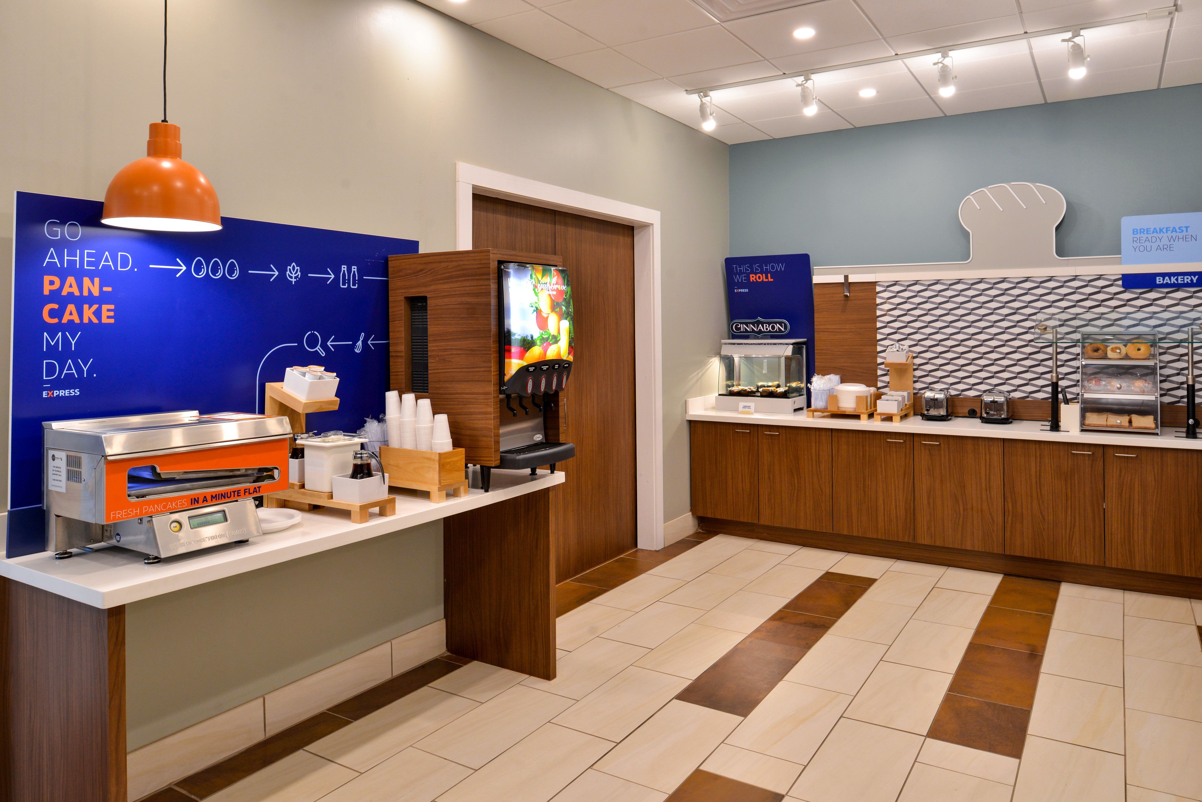 Holiday Inn Express & Suites Ruskin