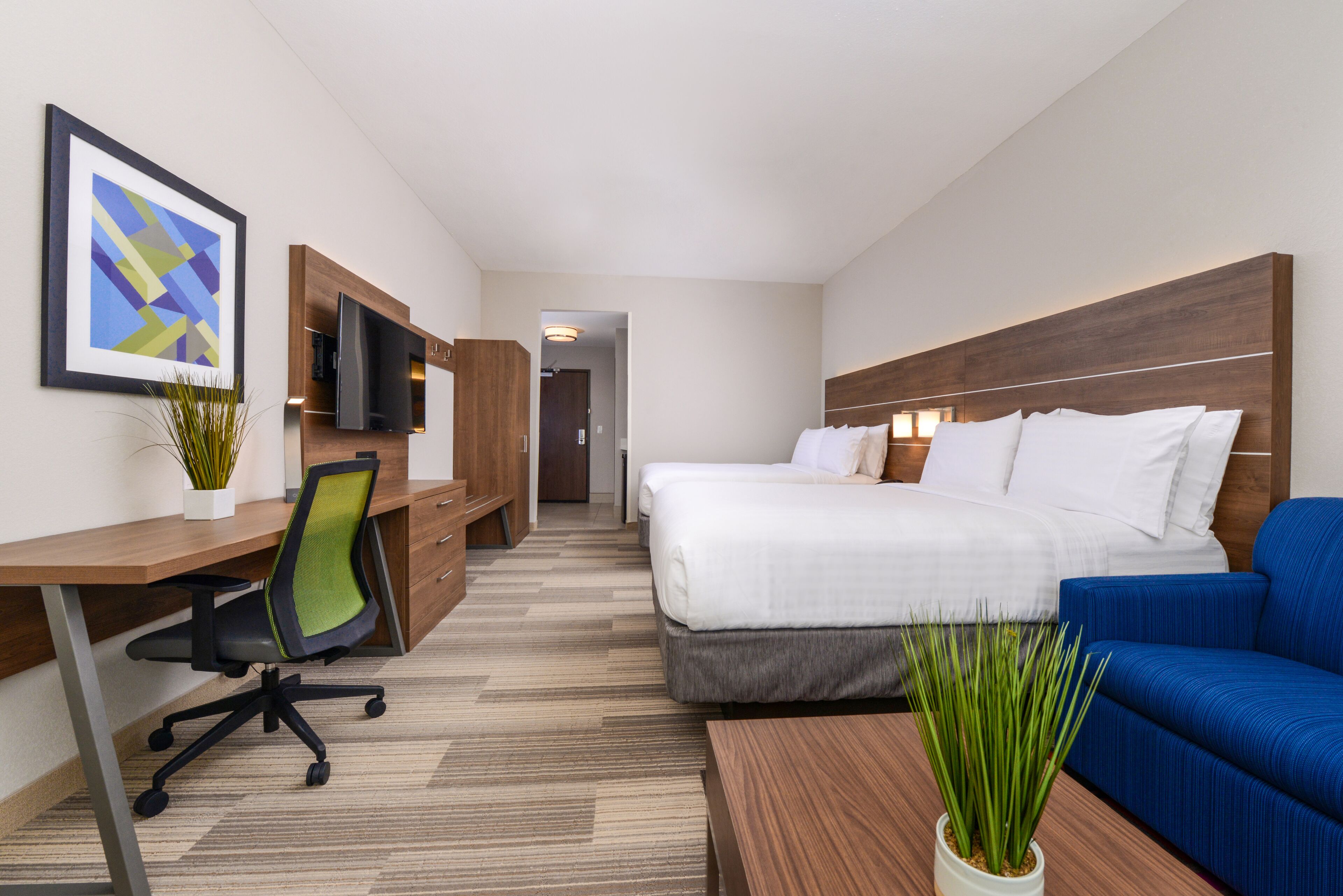 Holiday Inn Express & Suites Ruskin