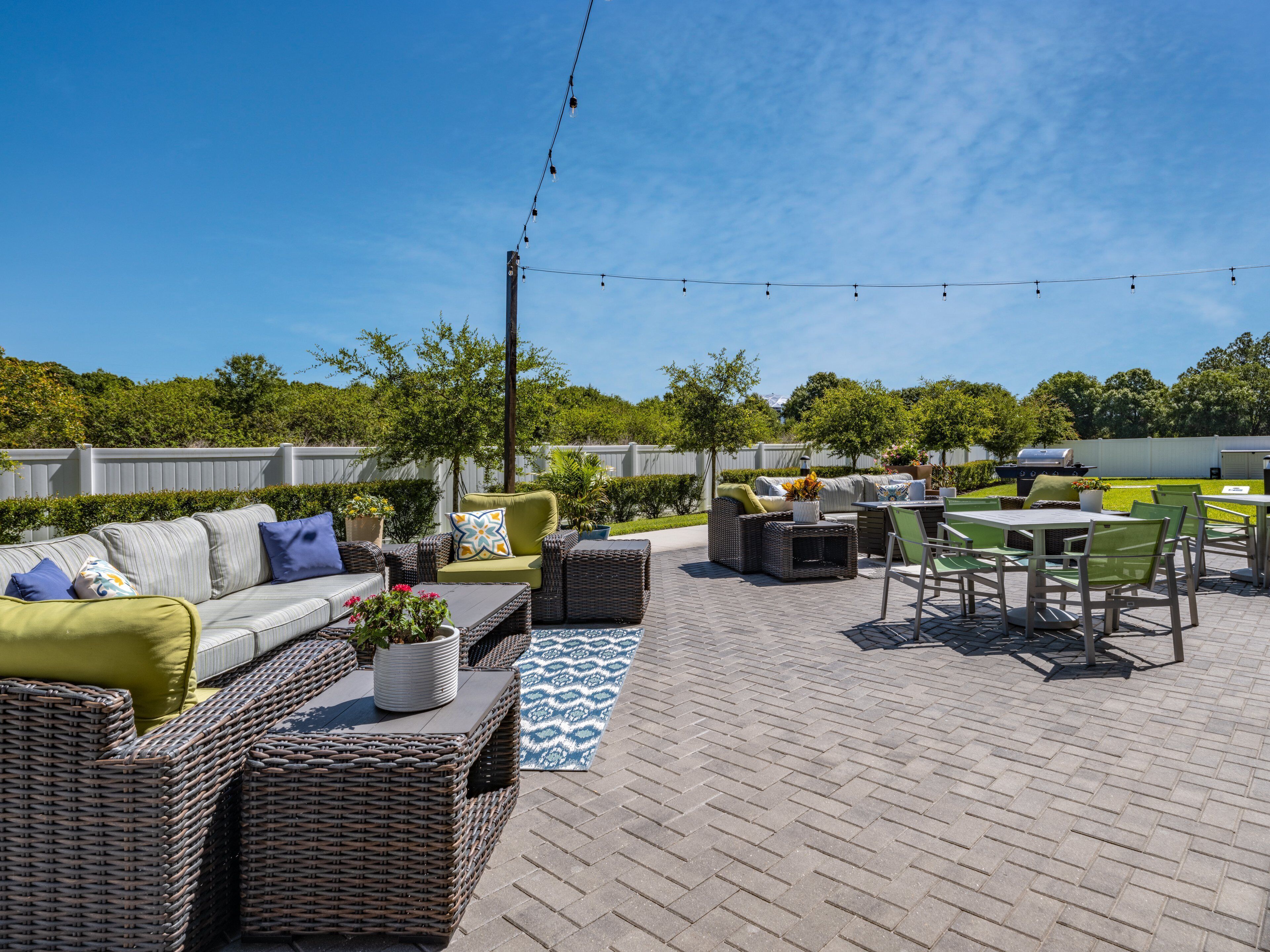 Holiday Inn Express & Suites Ruskin