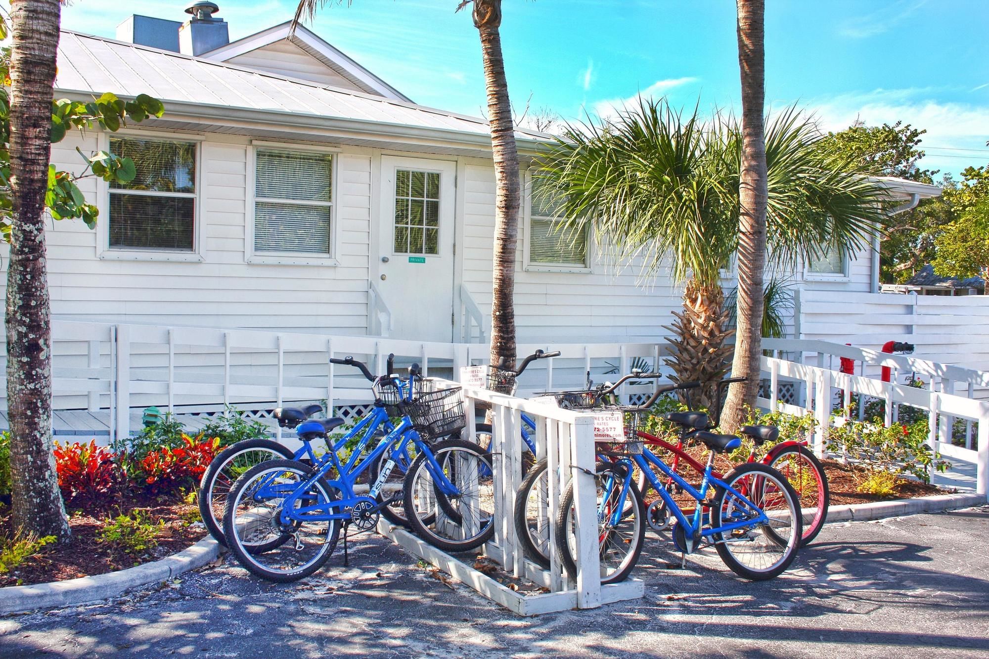 Island Inn