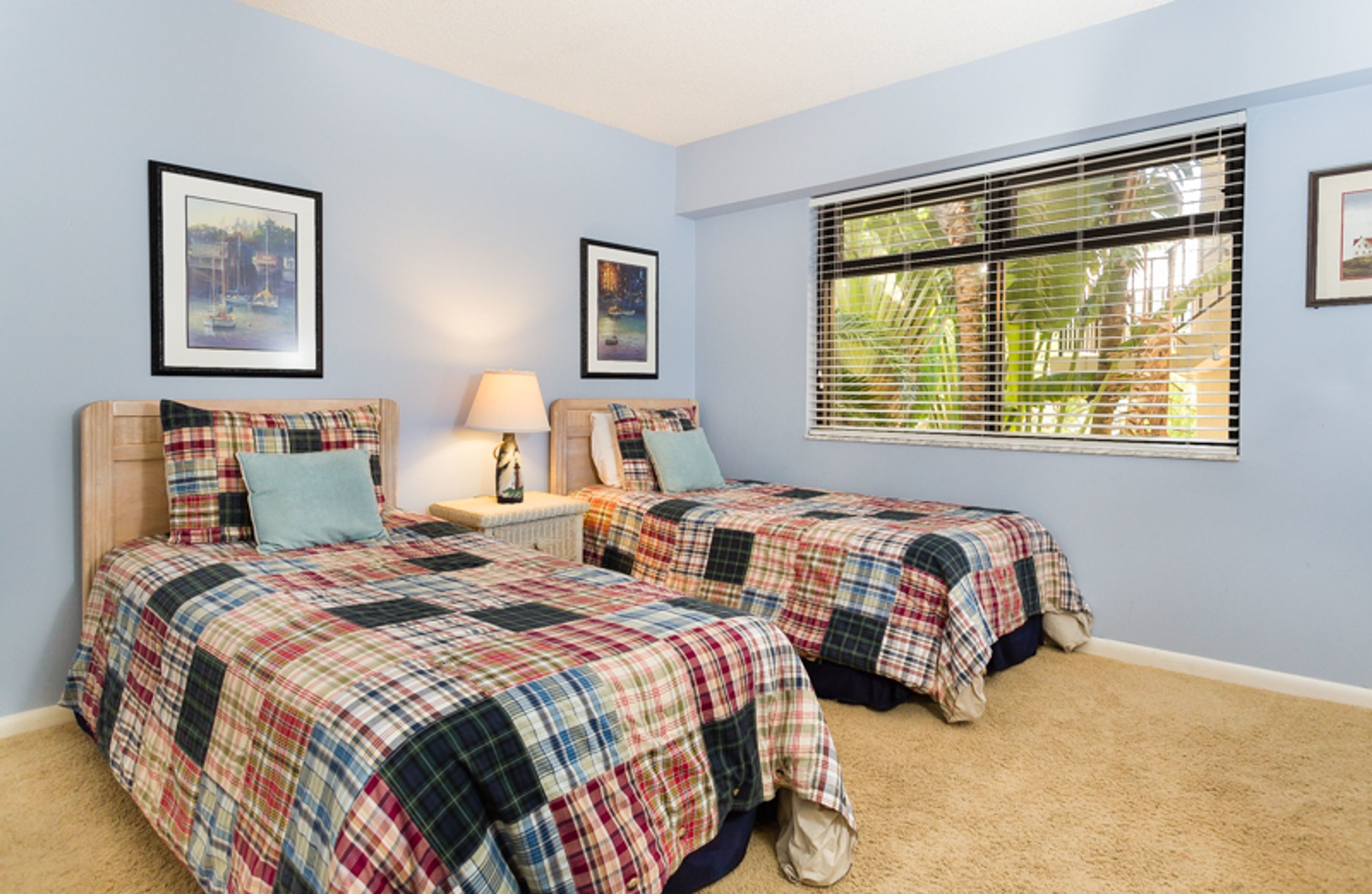 Kings Crown Condominiums
