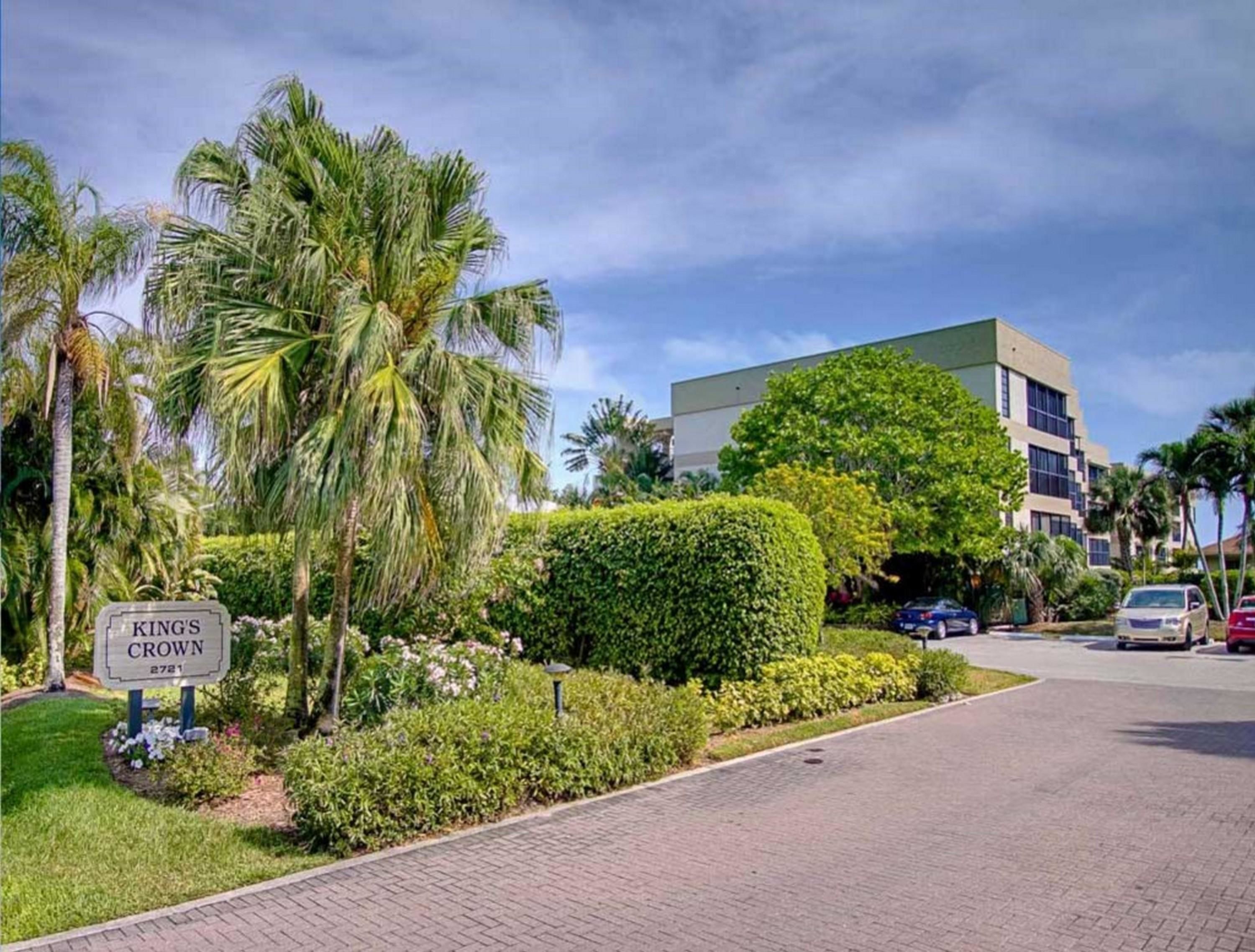 Kings Crown Condominiums