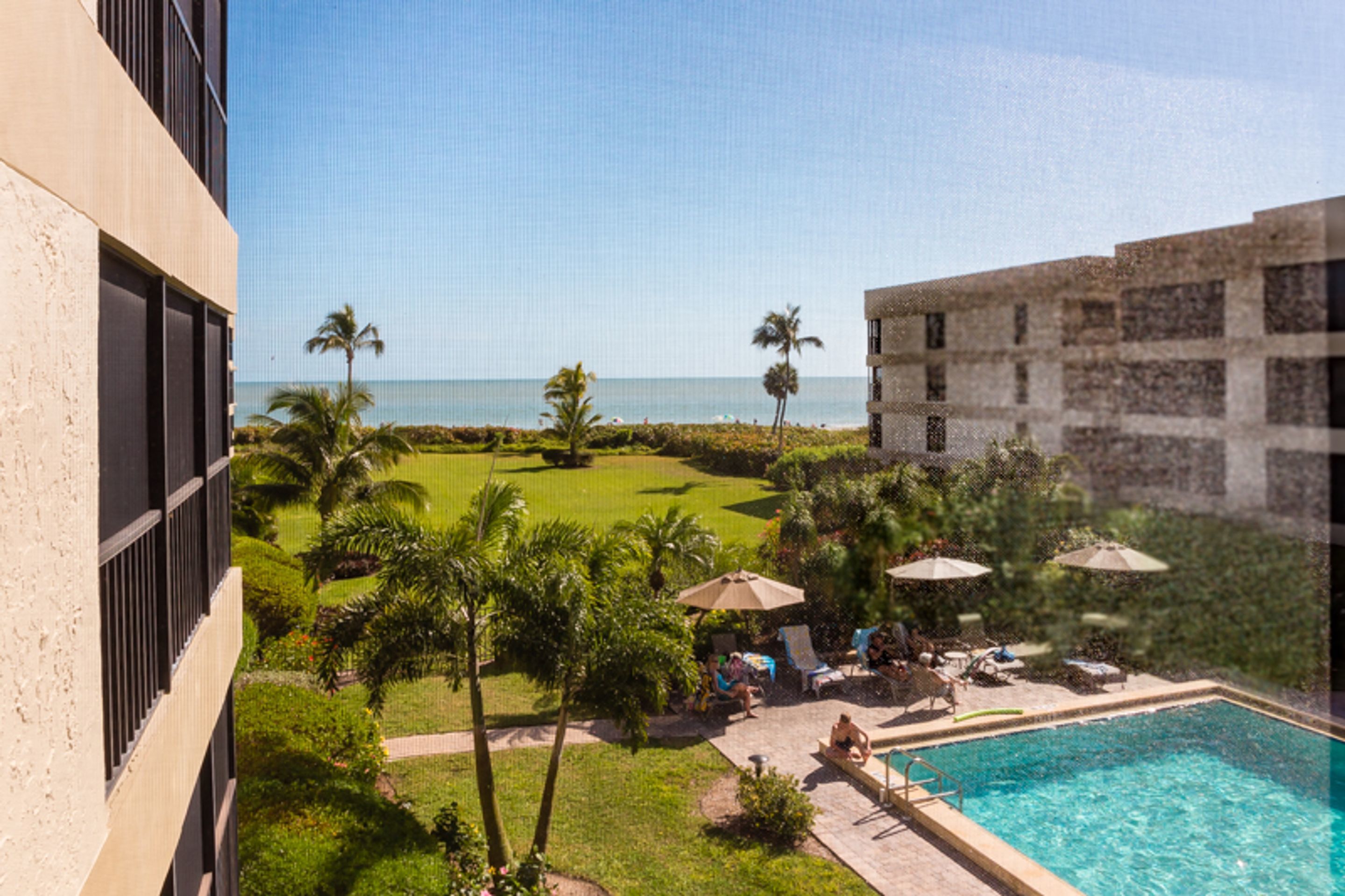 Kings Crown Condominiums