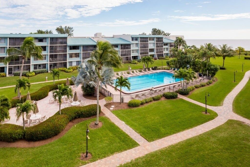 Loggerhead Cay Condominiums