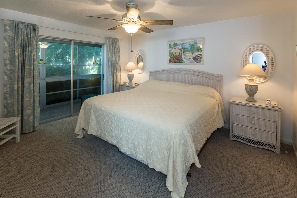 Sanibel Arms West