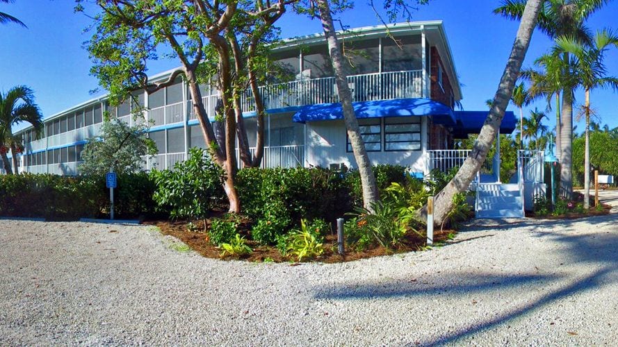 Sanibel Sunset Beach Inn