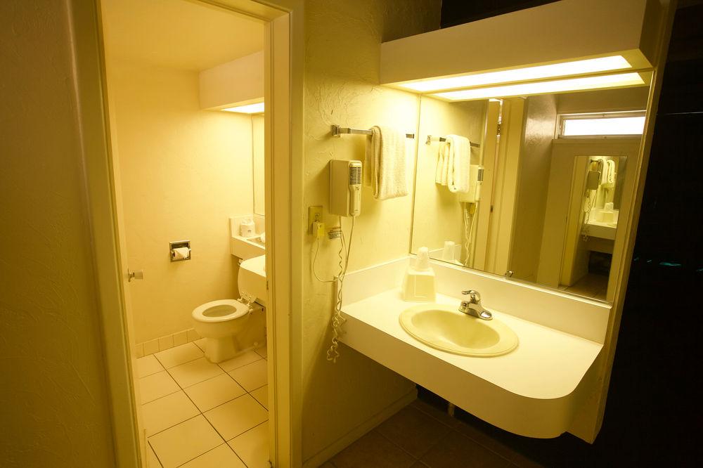 Golden Host Resort