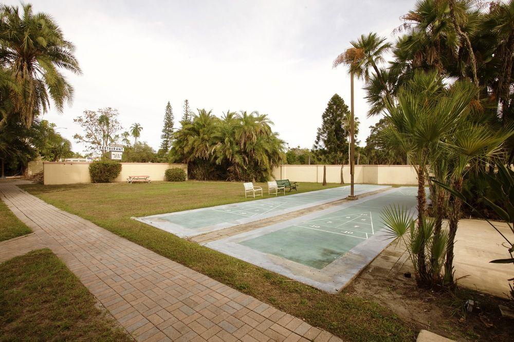 Golden Host Resort