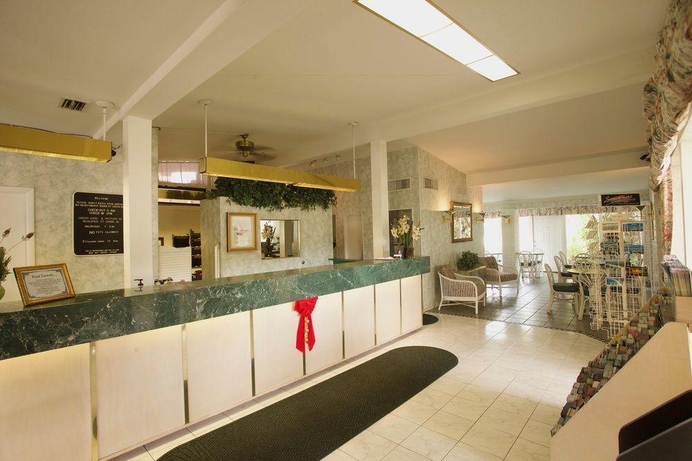 Golden Host Resort