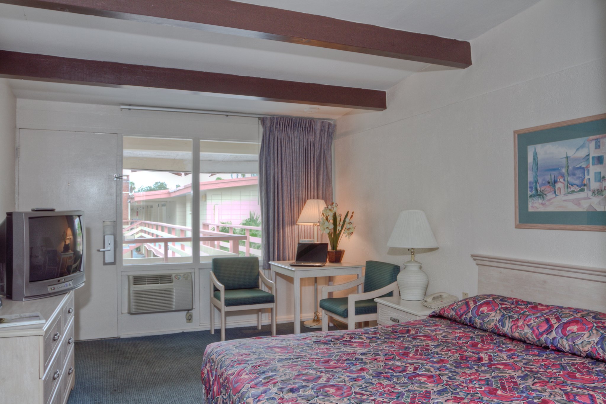 Golden Host Resort