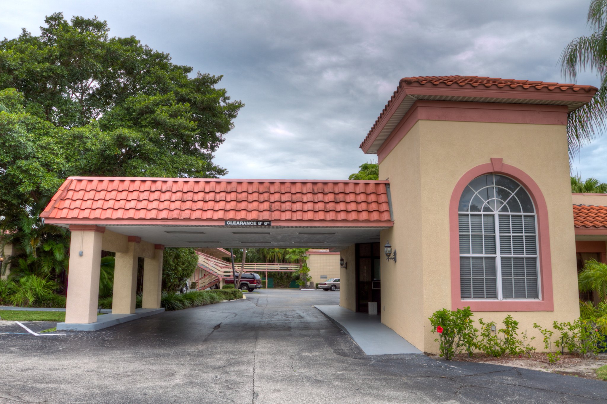 Golden Host Resort