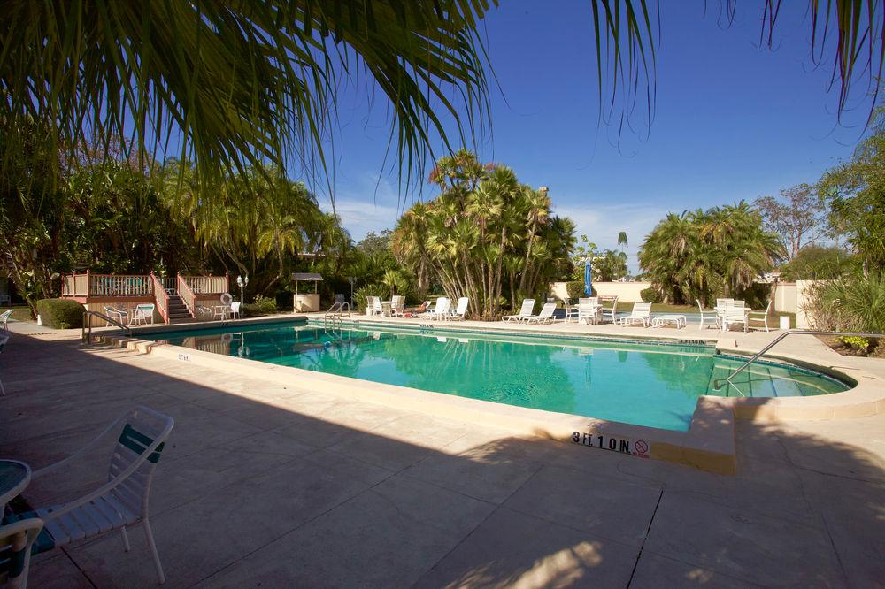 Golden Host Resort